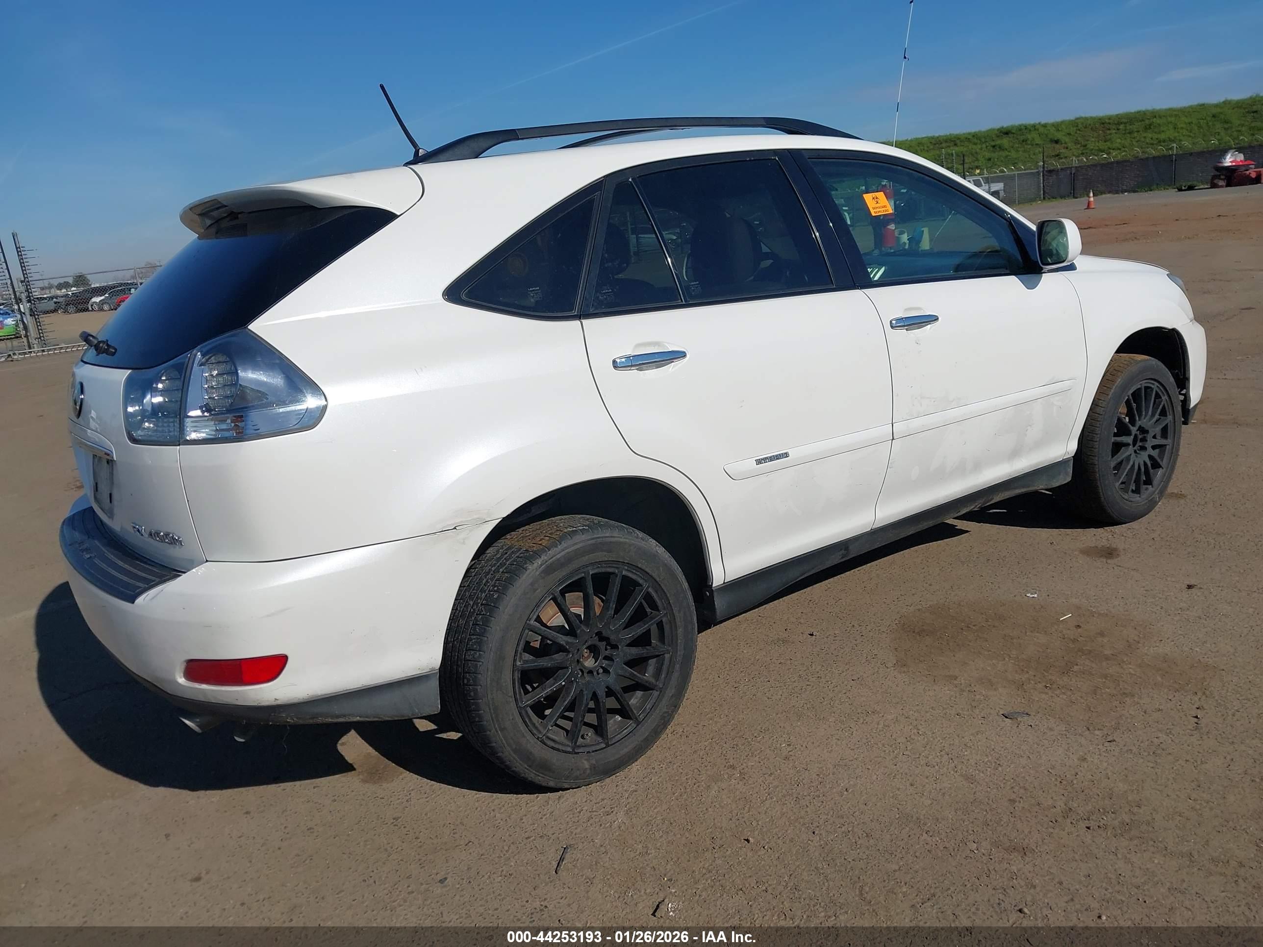 LEXUS RX image 4