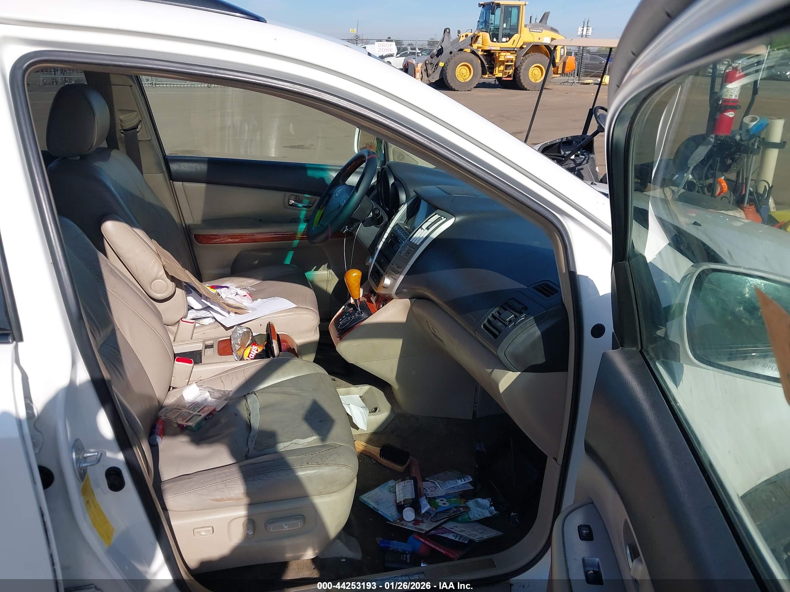 LEXUS RX image 5