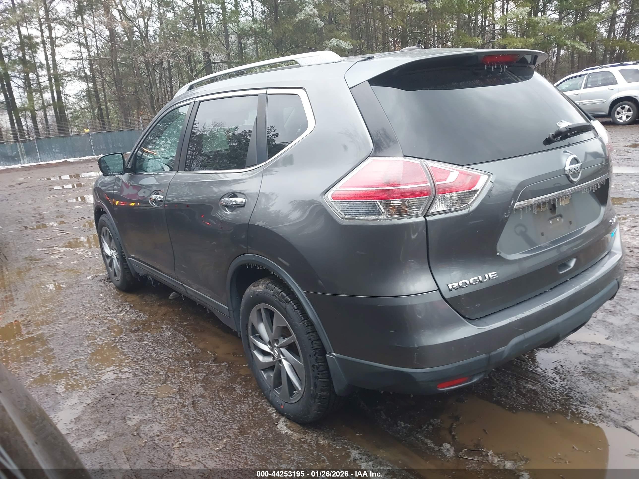 NISSAN ROGUE image 3