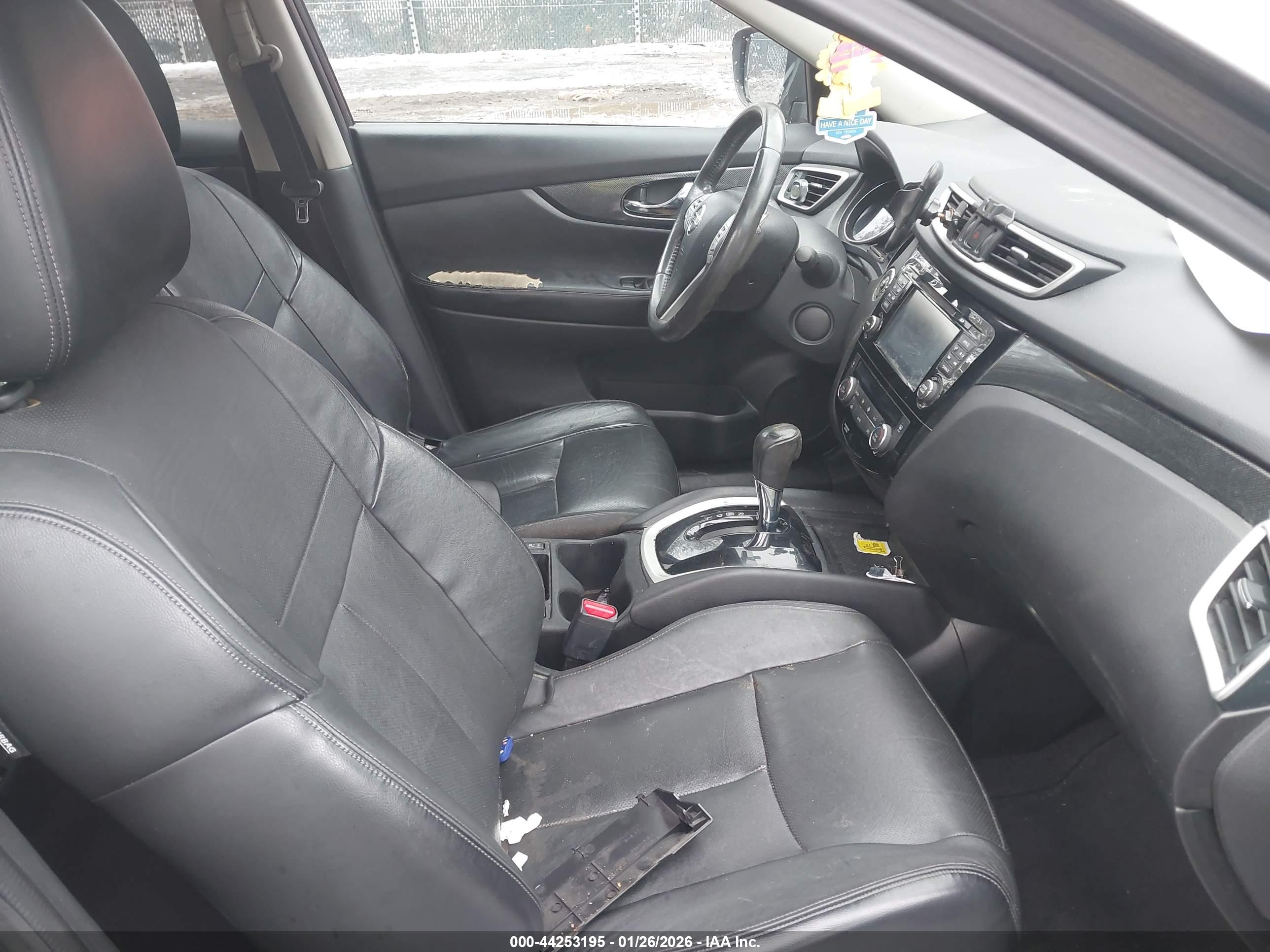 NISSAN ROGUE image 5
