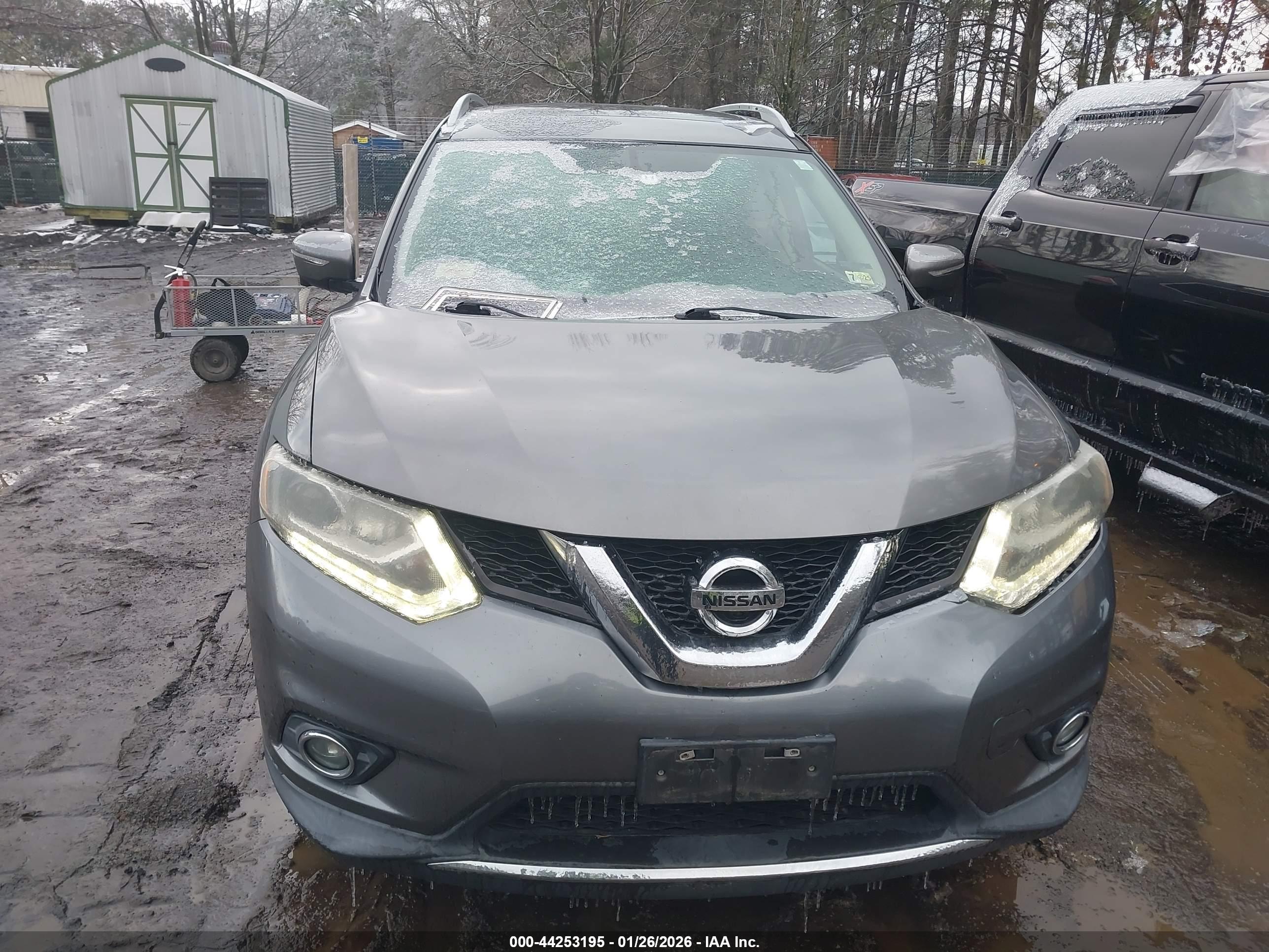 NISSAN ROGUE image 6