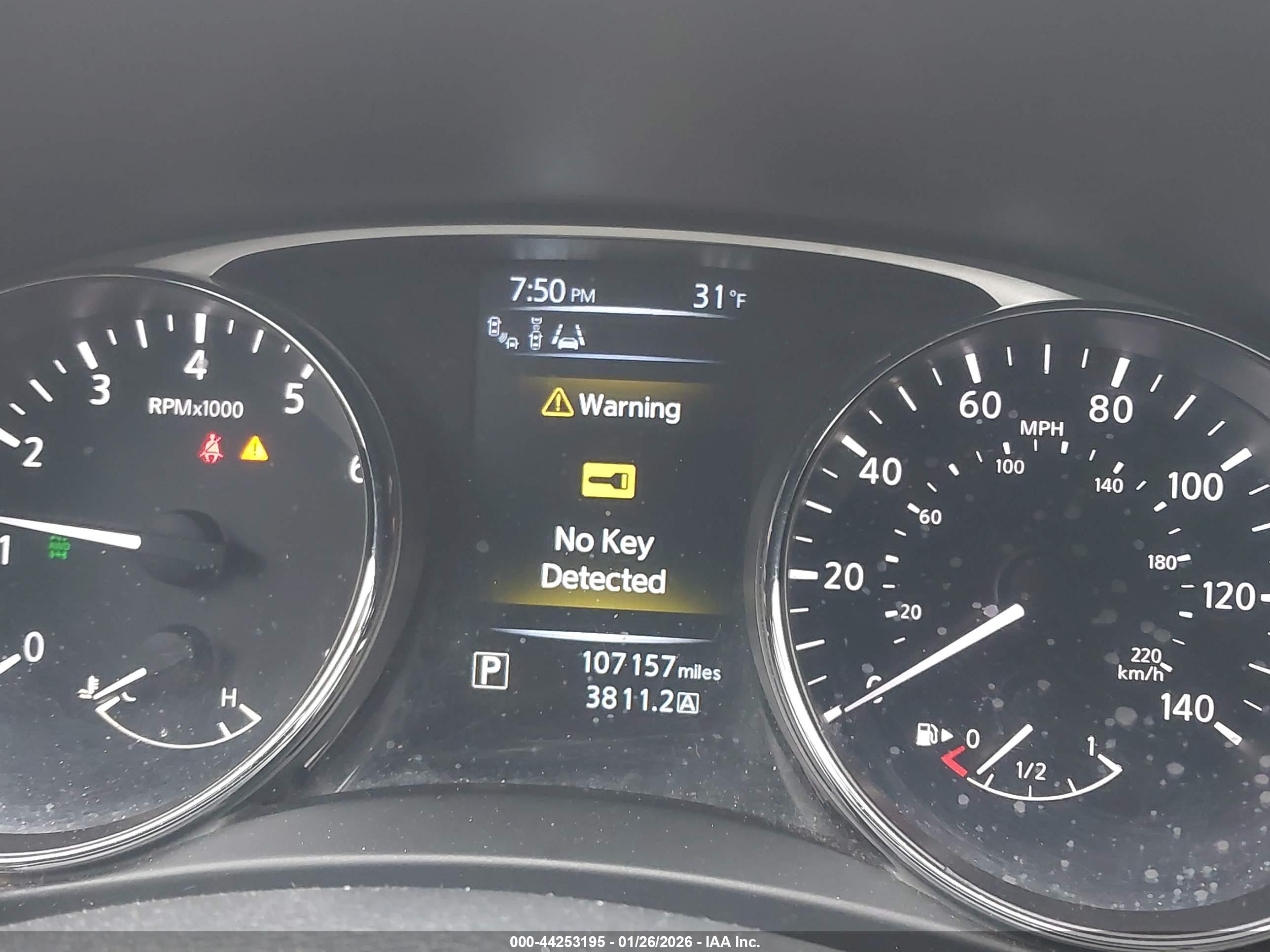 NISSAN ROGUE image 7