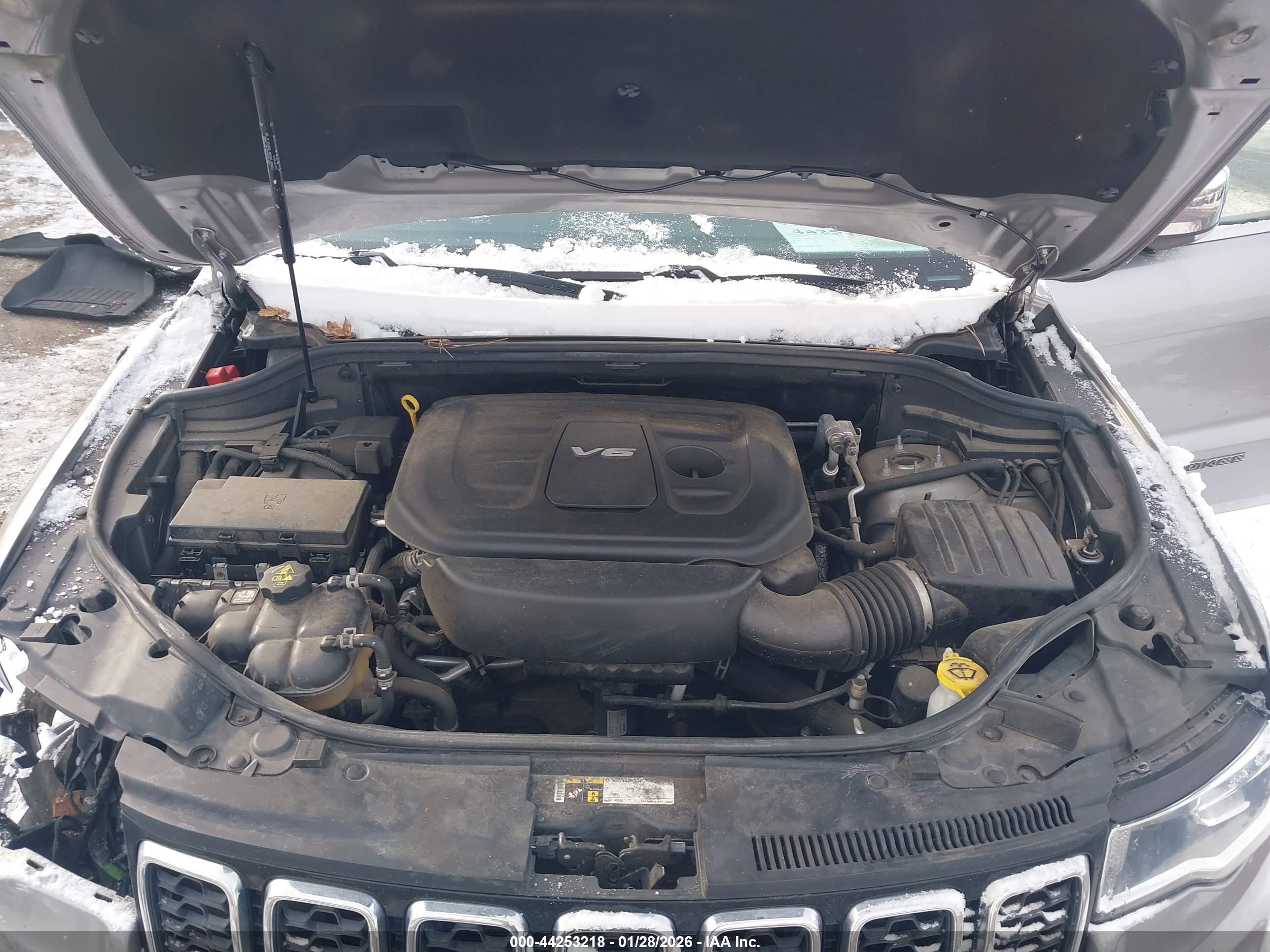 JEEP GRAND image 10