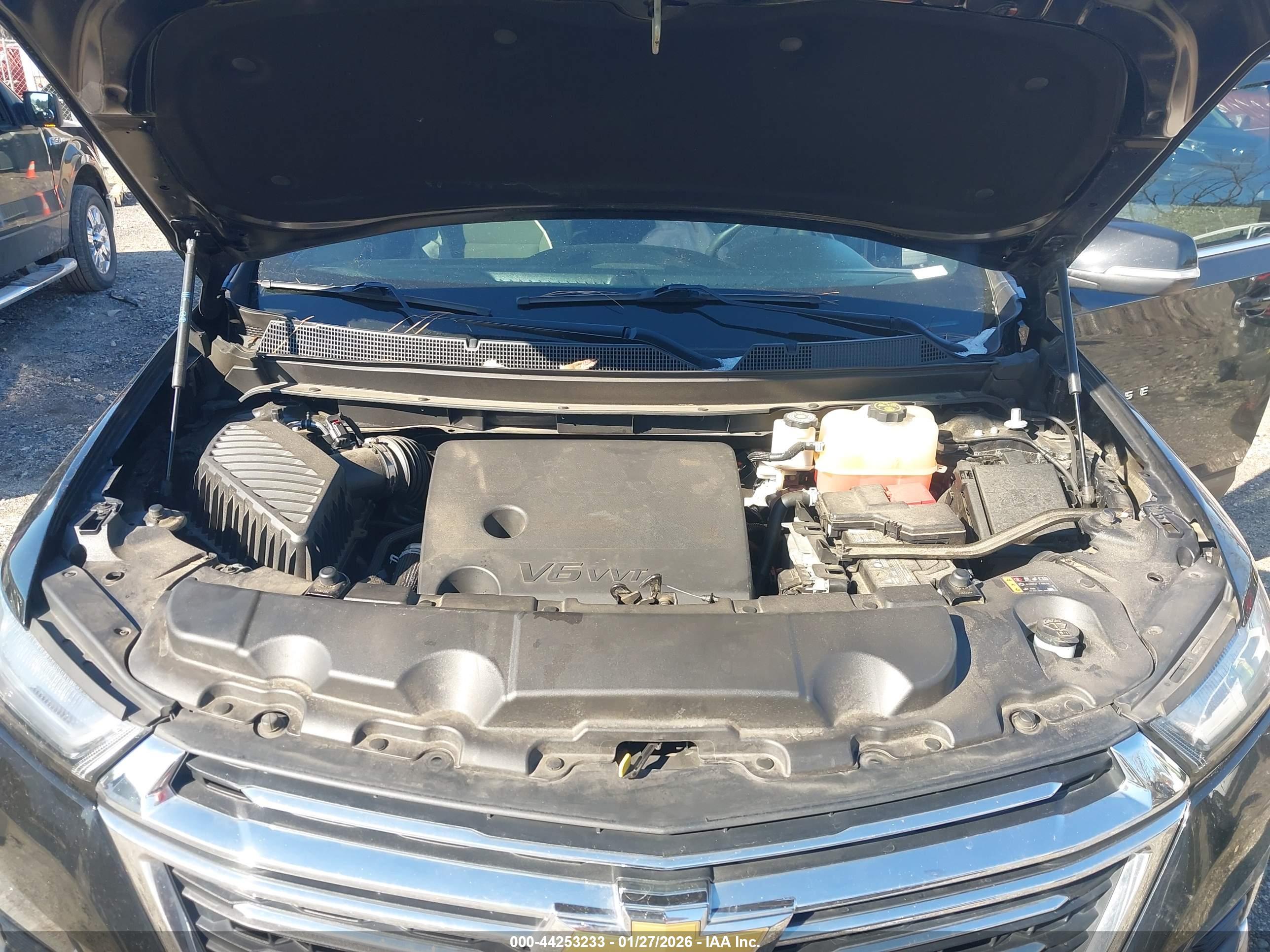CHEVROLET TRAVERSE image 10