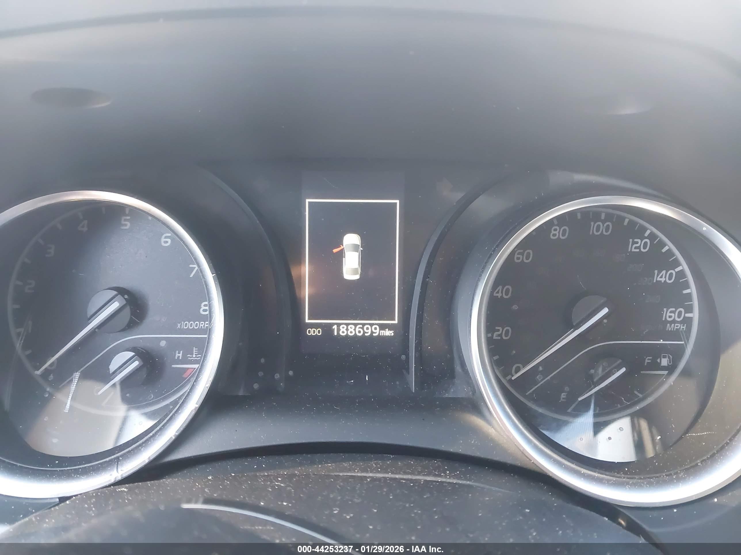 TOYOTA CAMRY image 7