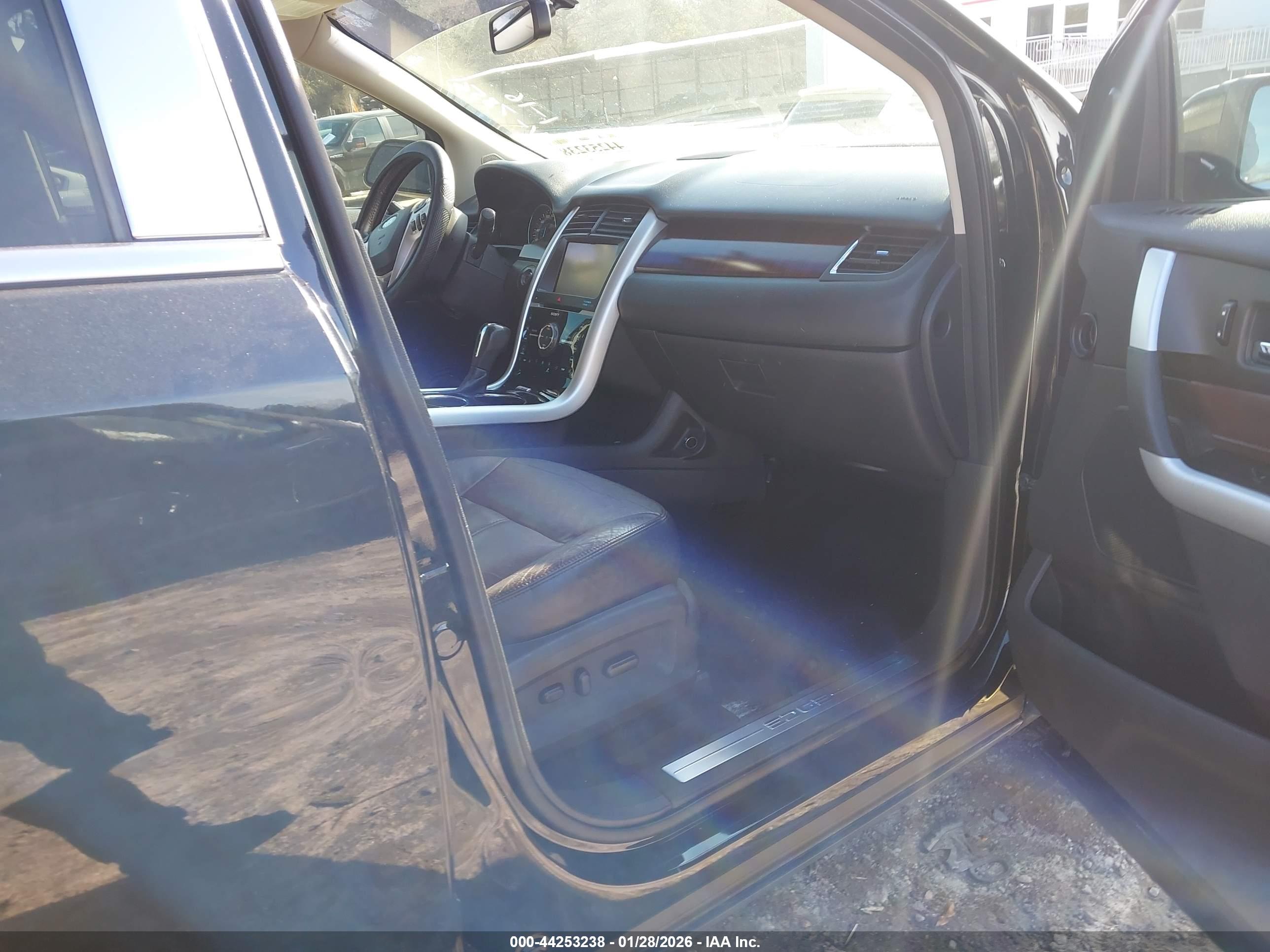 FORD EDGE image 5