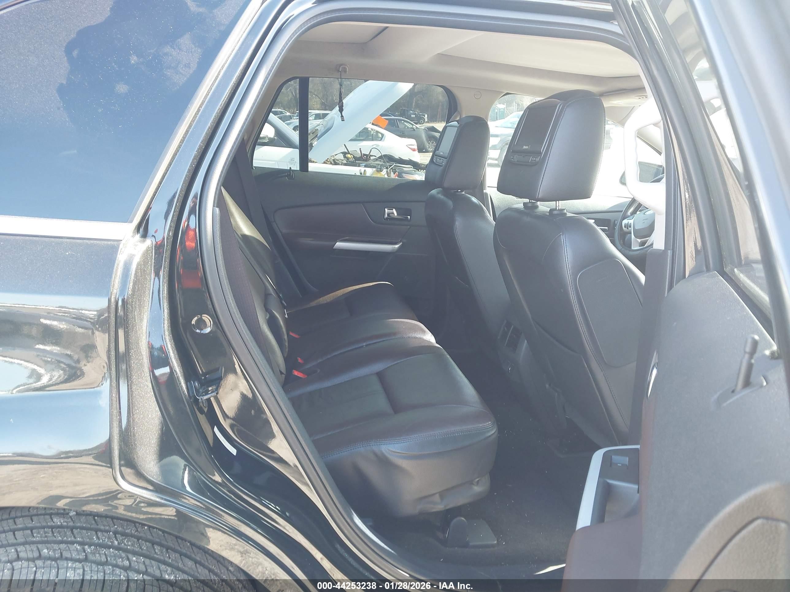 FORD EDGE image 8