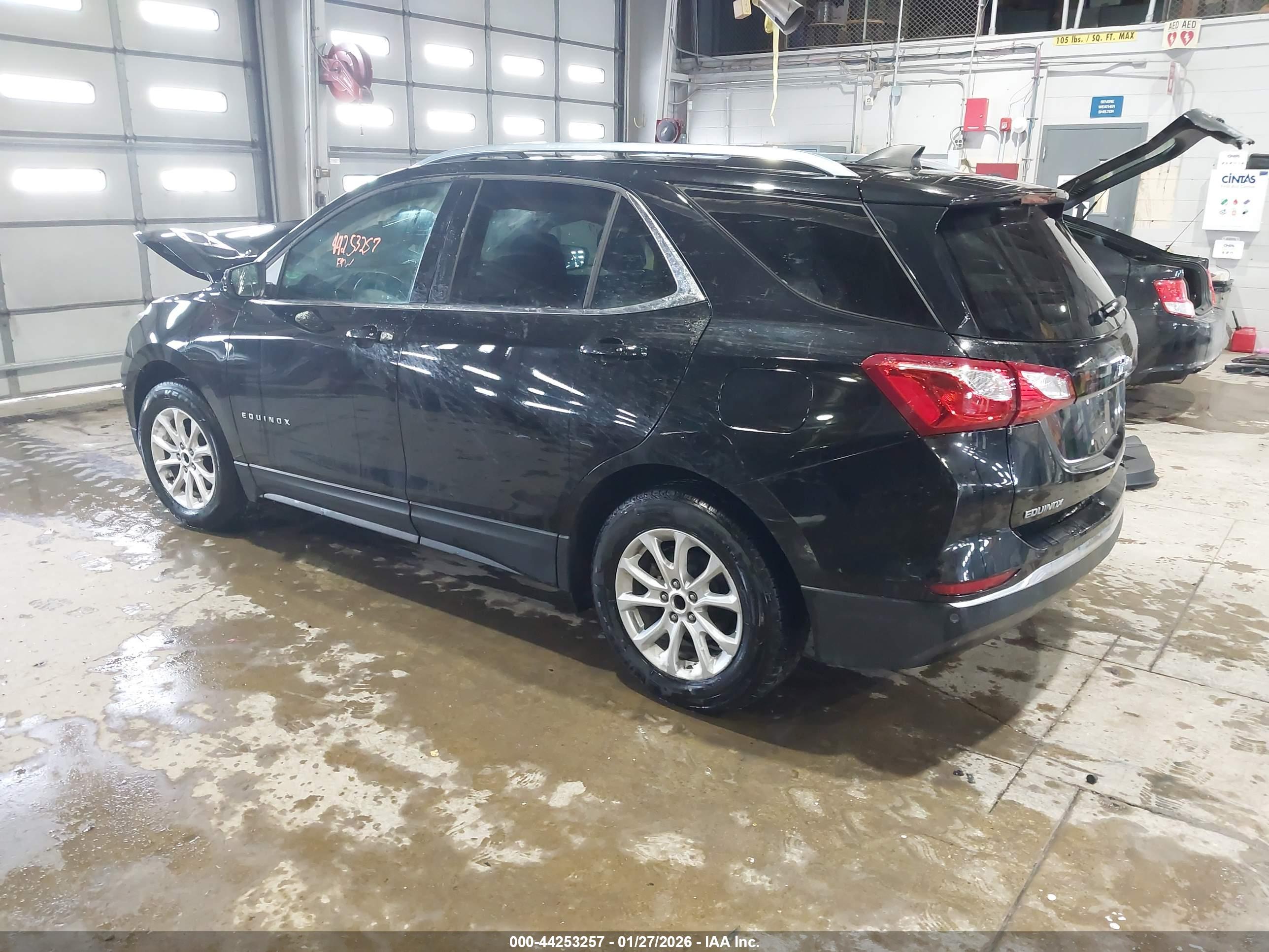 CHEVROLET EQUINOX image 3