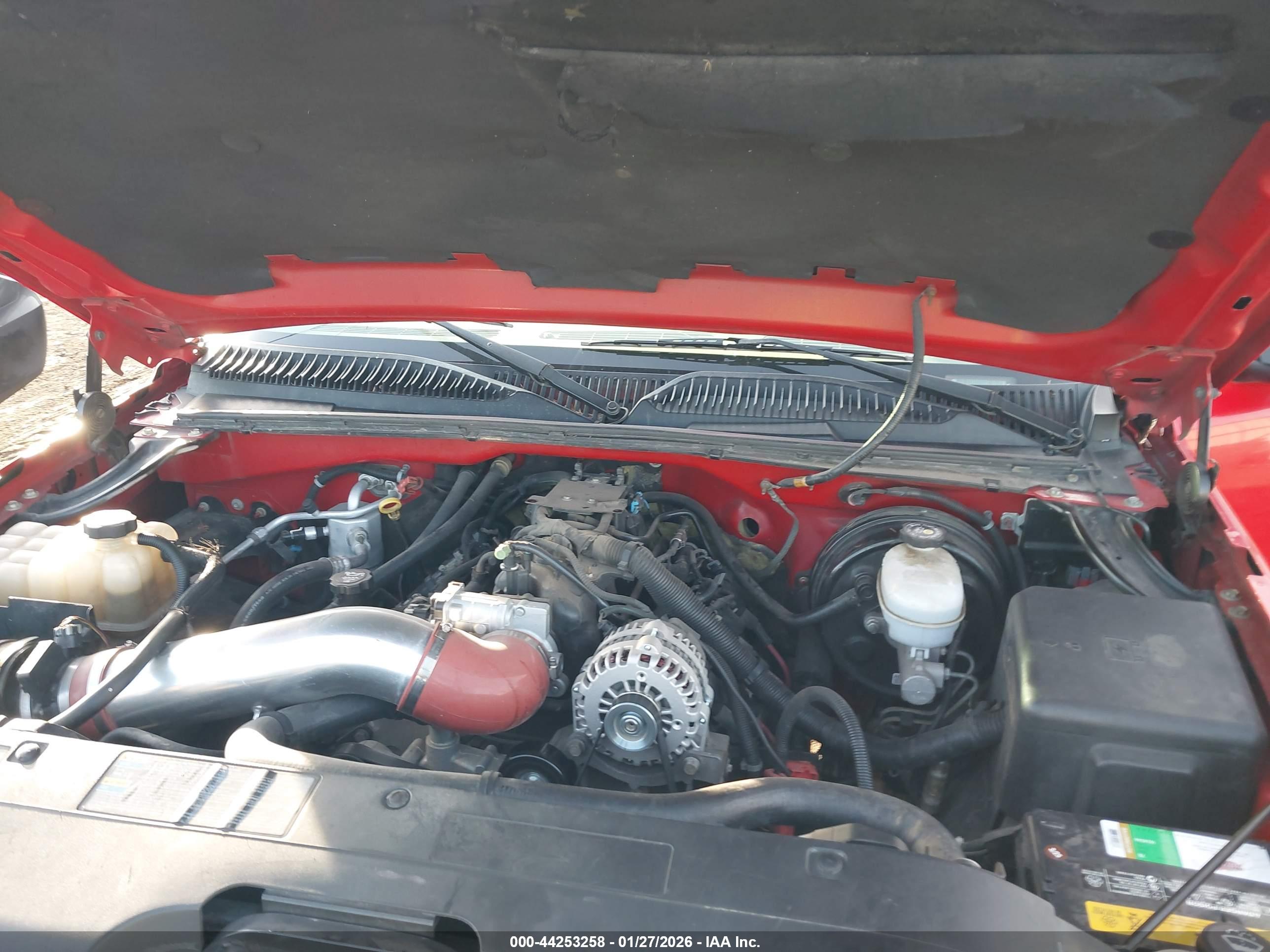 CHEVROLET SILVERADO image 10