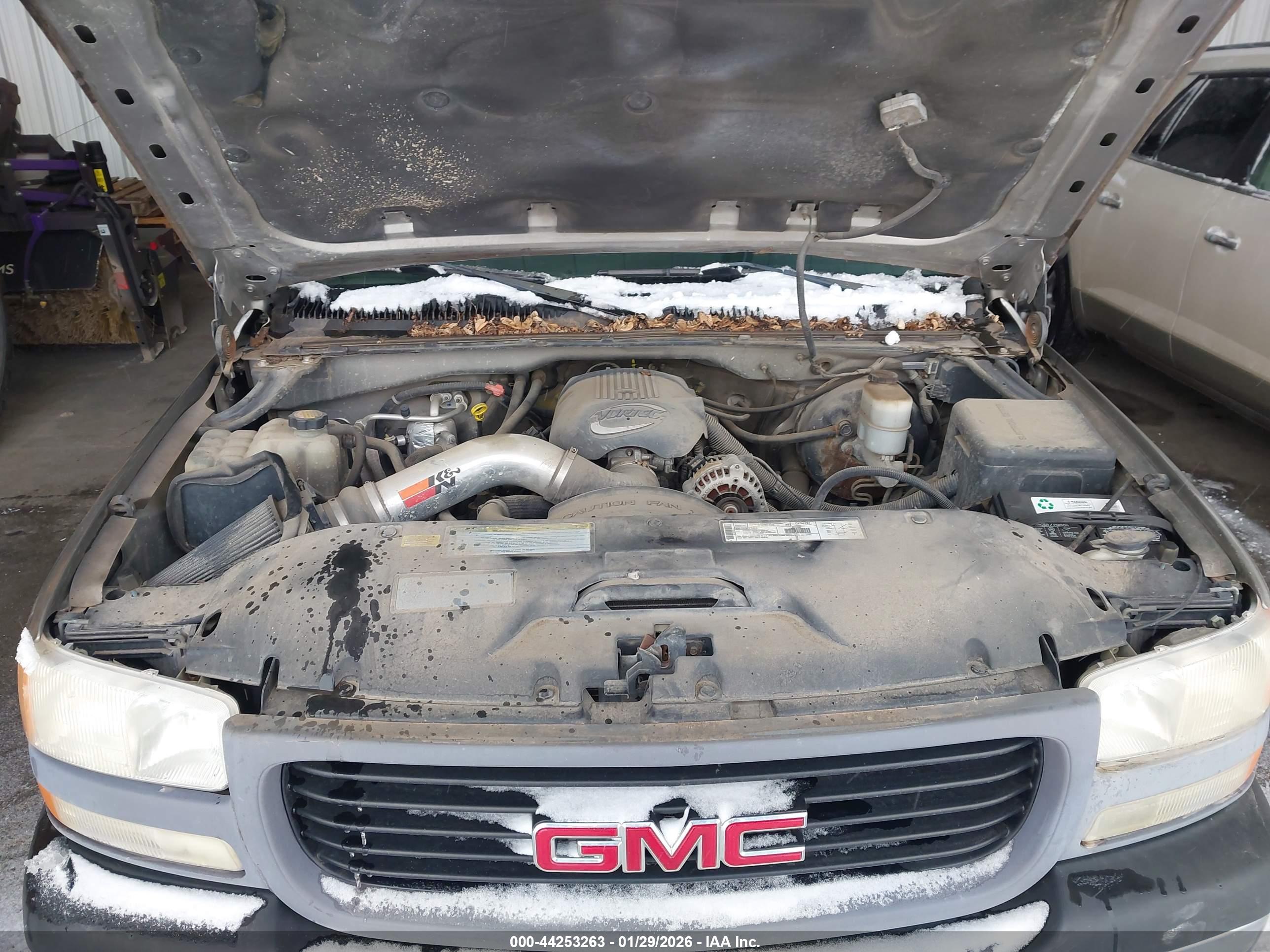 GMC SIERRA image 10