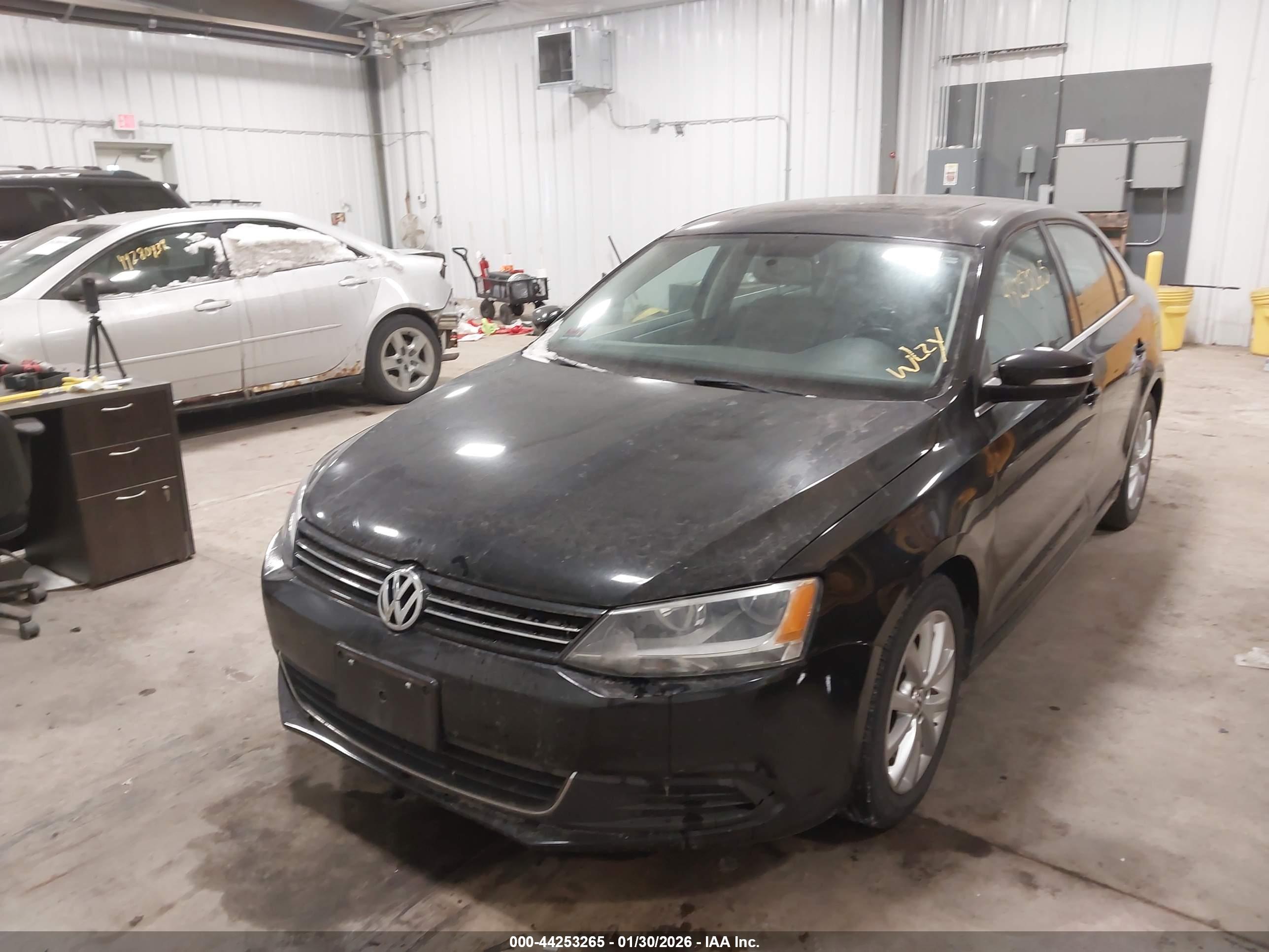 VOLKSWAGEN JETTA image 6
