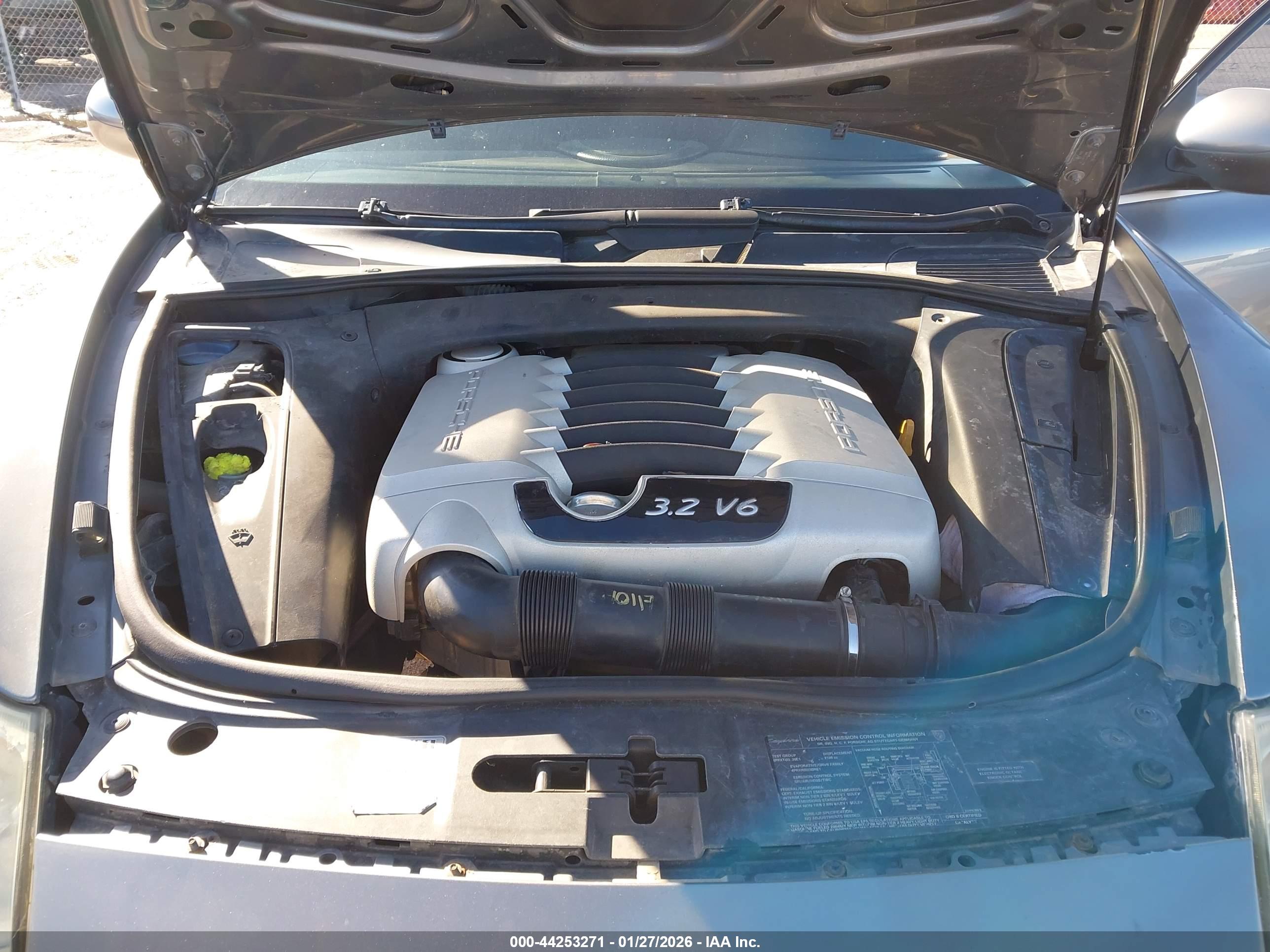 PORSCHE CAYENNE image 10