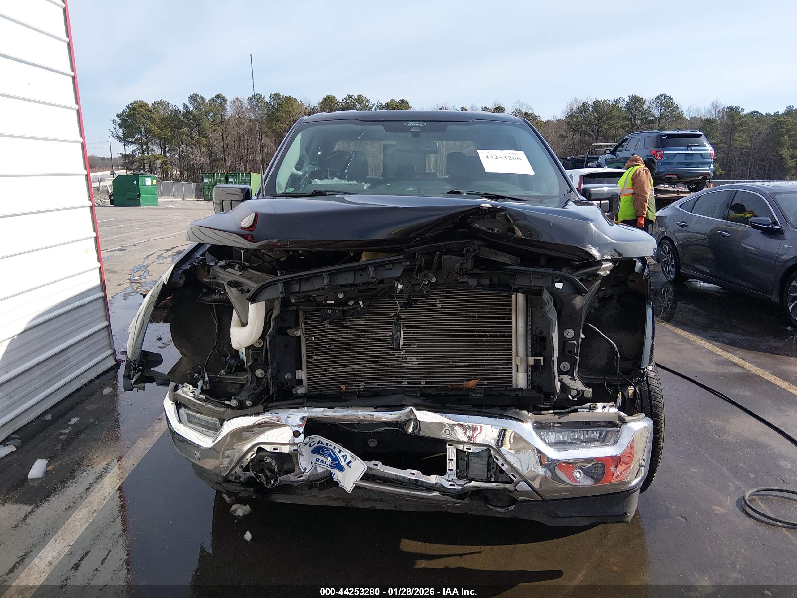 FORD F-150 image 6