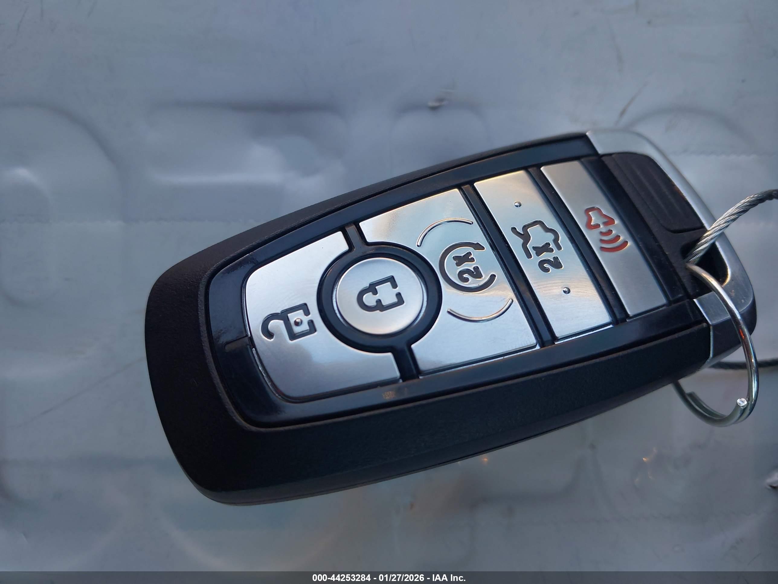 FORD EDGE image 11