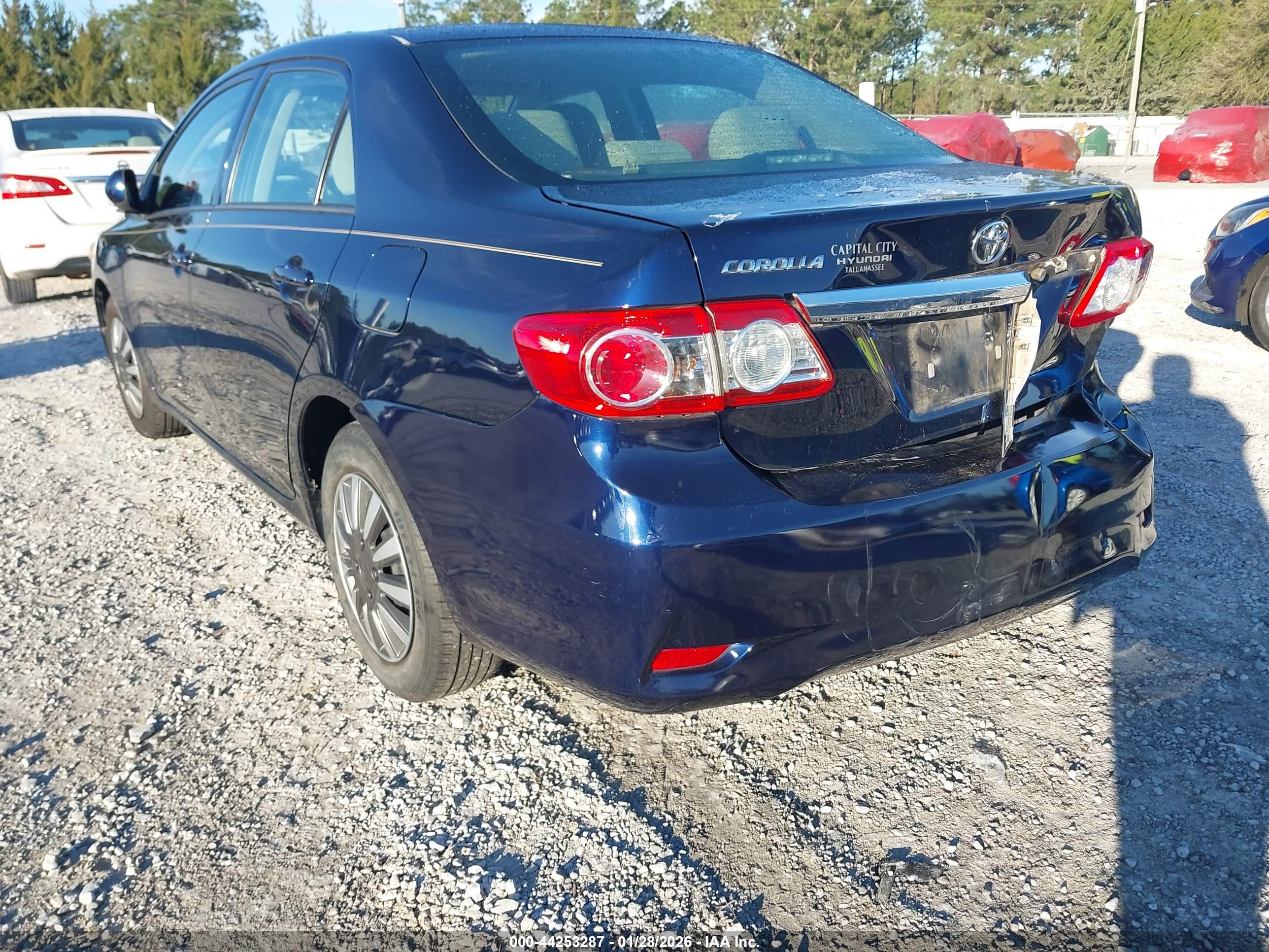 TOYOTA COROLLA image 6
