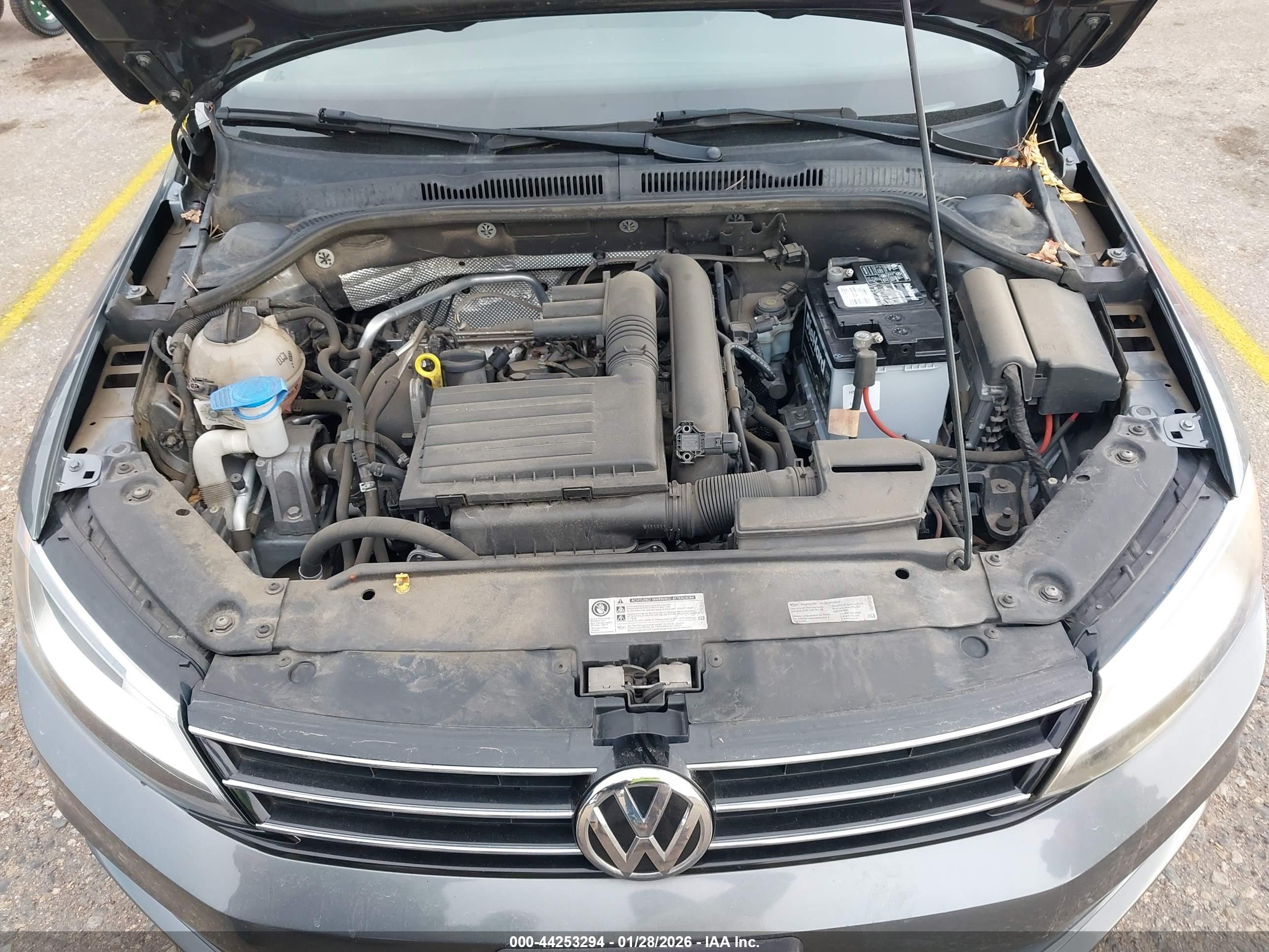 VOLKSWAGEN JETTA image 10