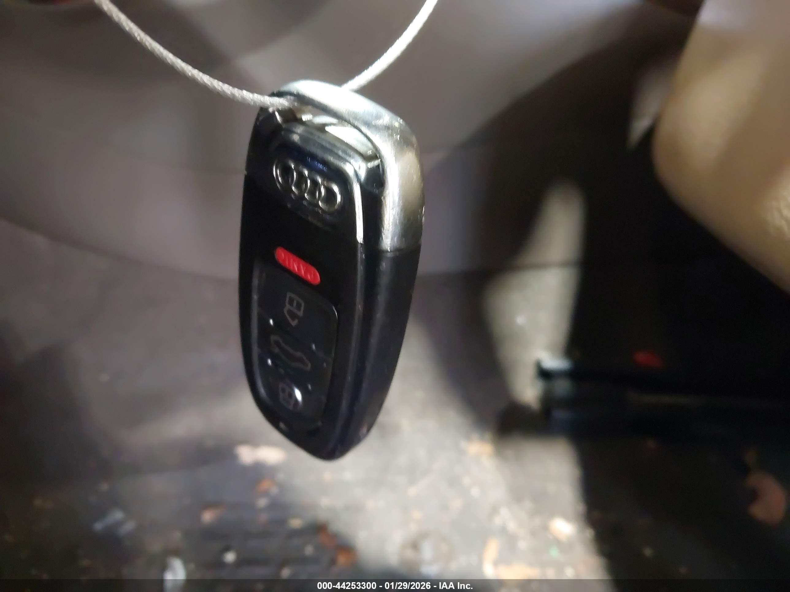 AUDI A4 image 11