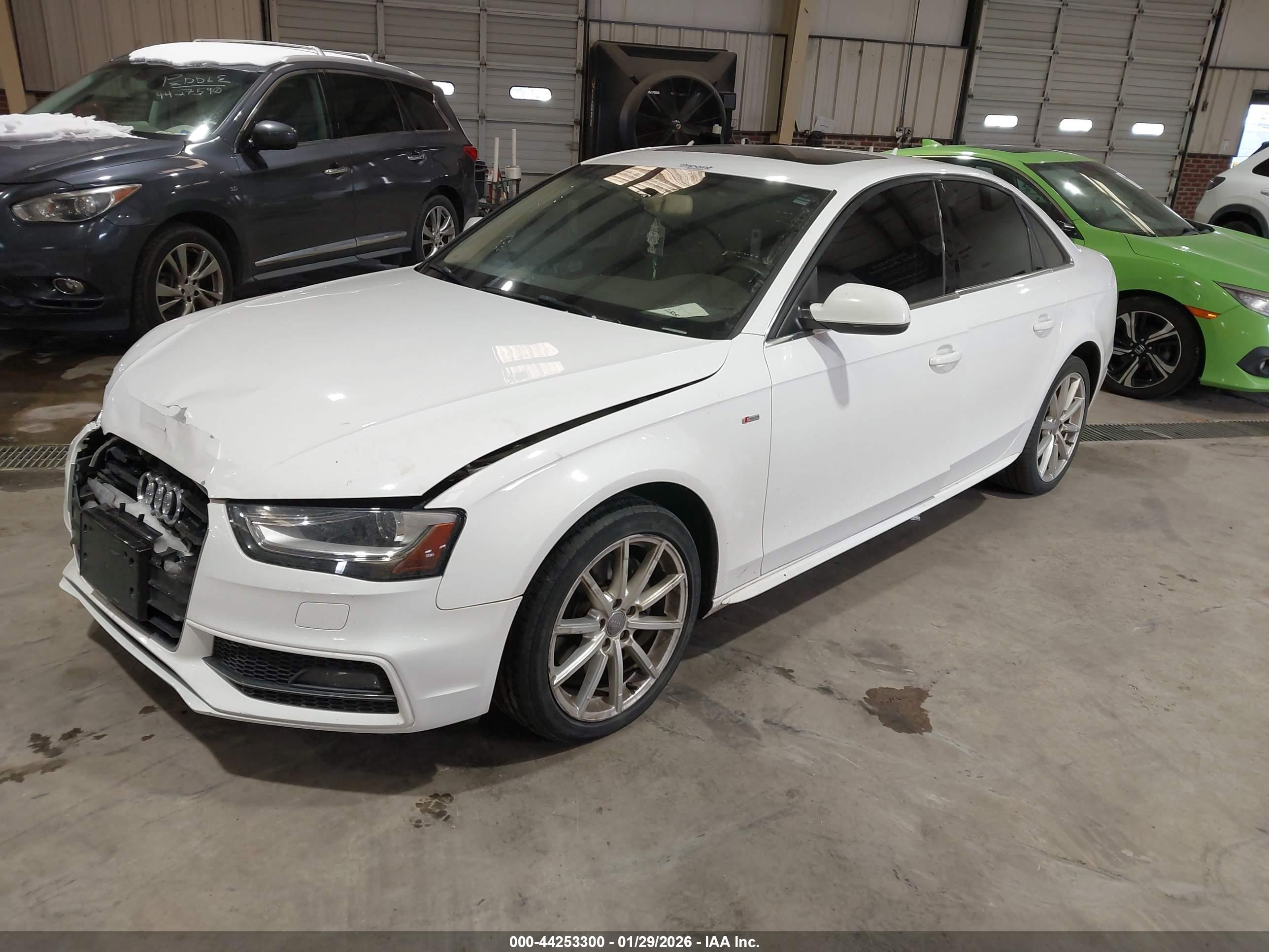 AUDI A4 image 2