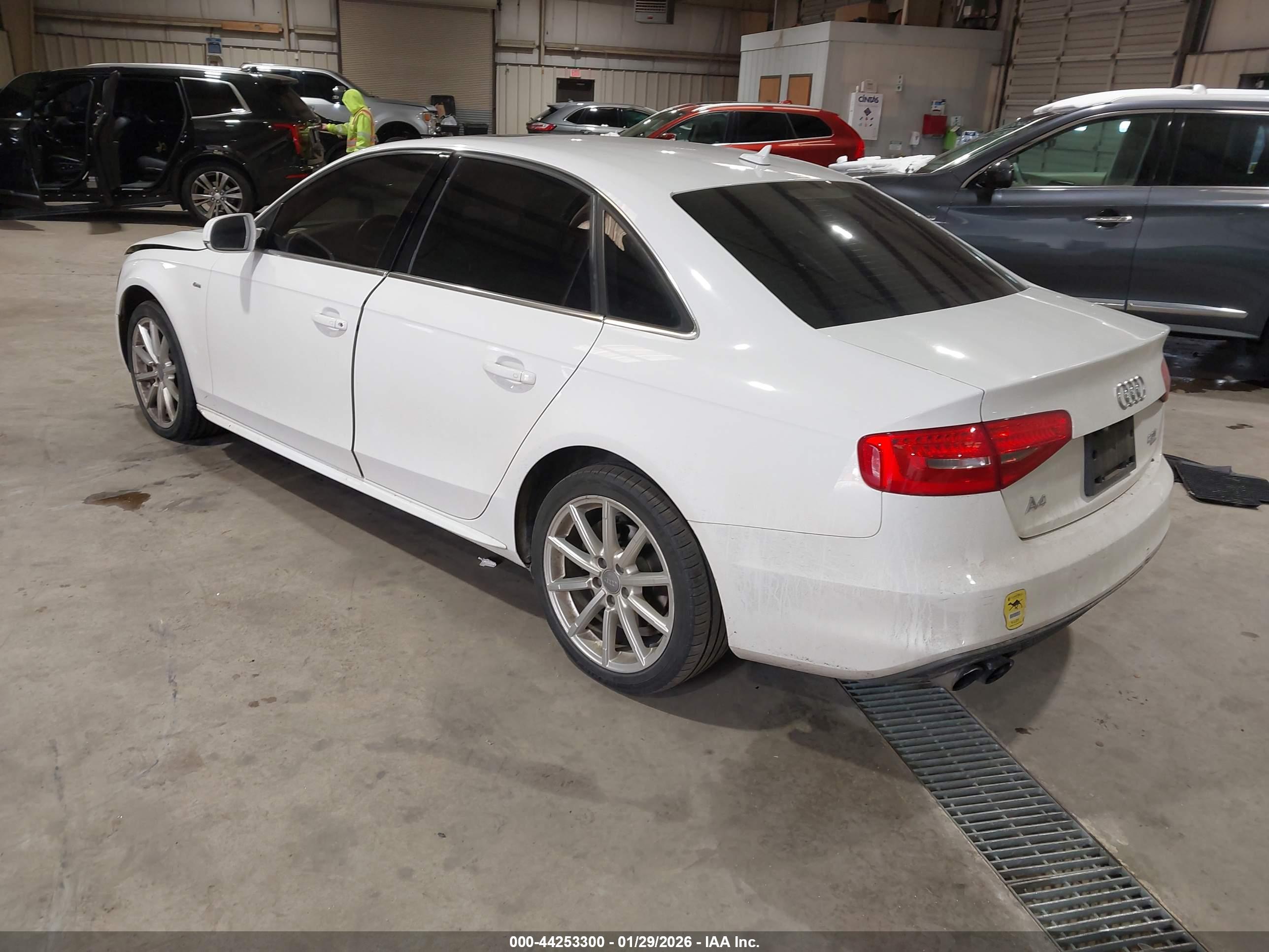 AUDI A4 image 3