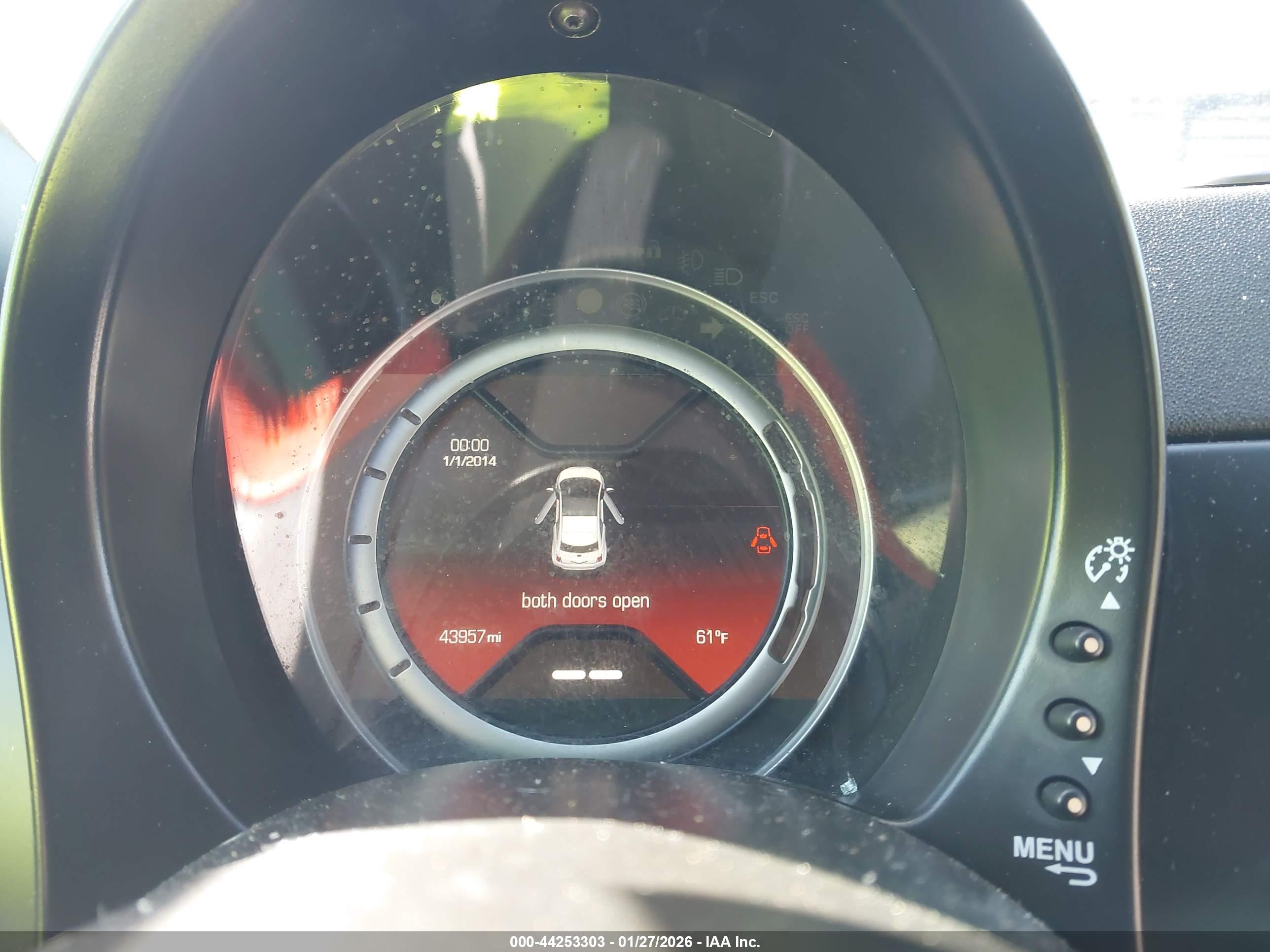FIAT 500E image 7