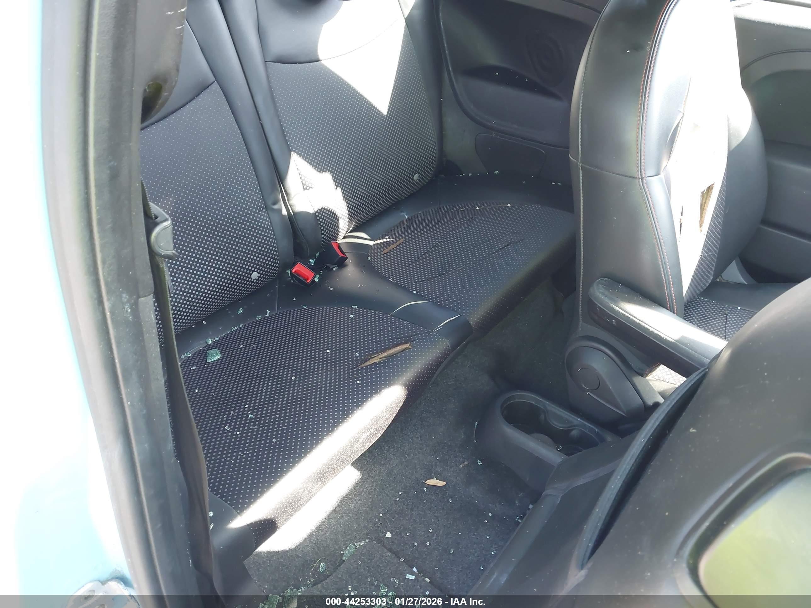 FIAT 500E image 8
