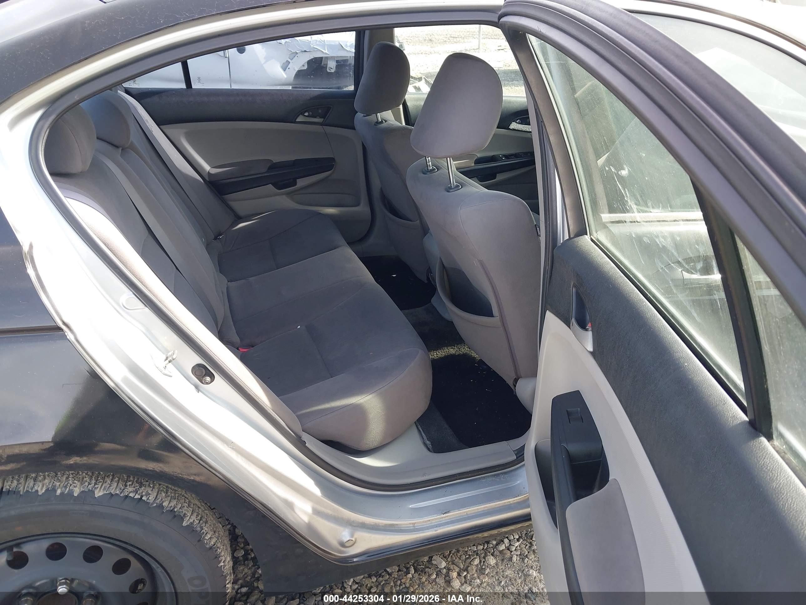 HONDA ACCORD image 8