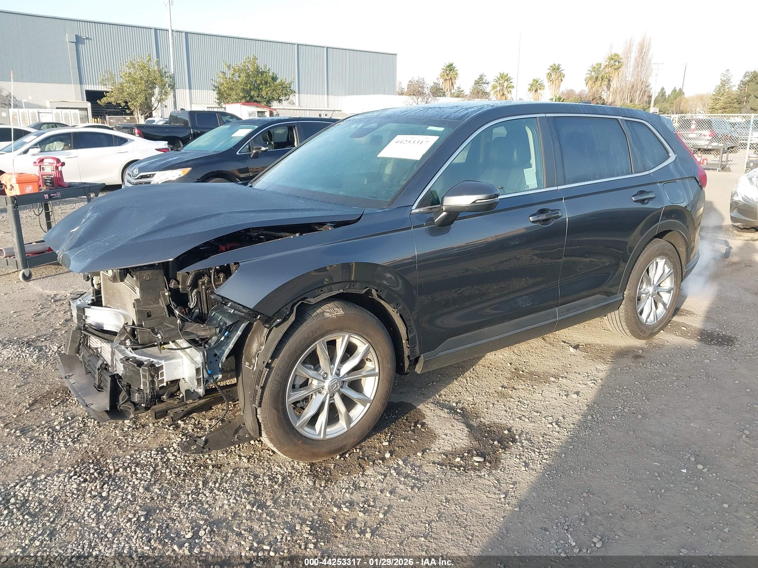 HONDA CR-V image 2