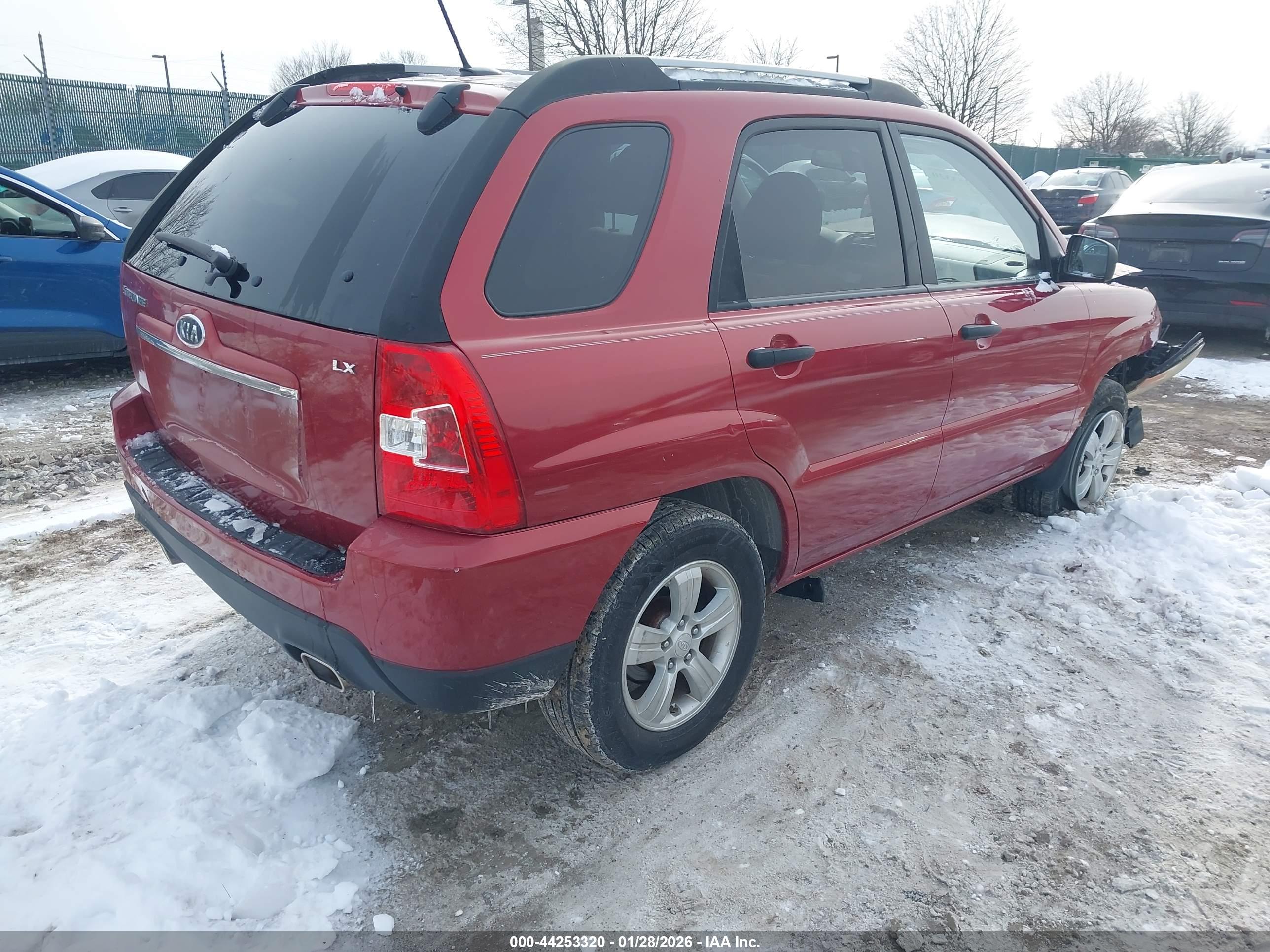 KIA SPORTAGE image 4