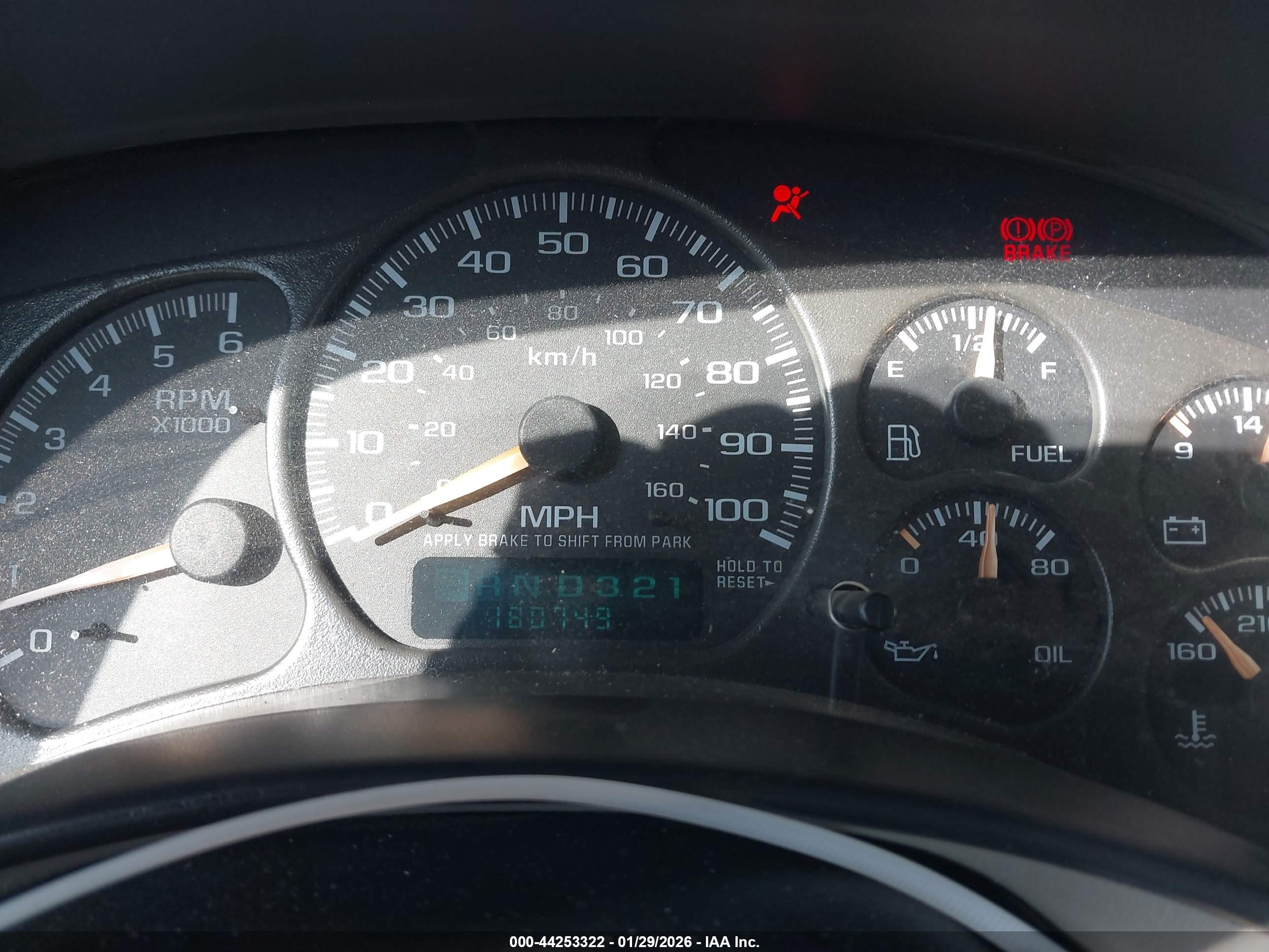 CHEVROLET TAHOE image 7