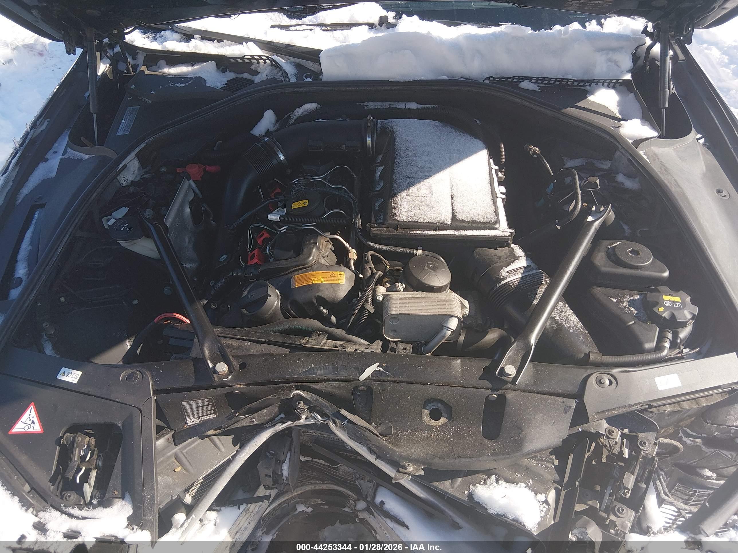BMW 535I image 10