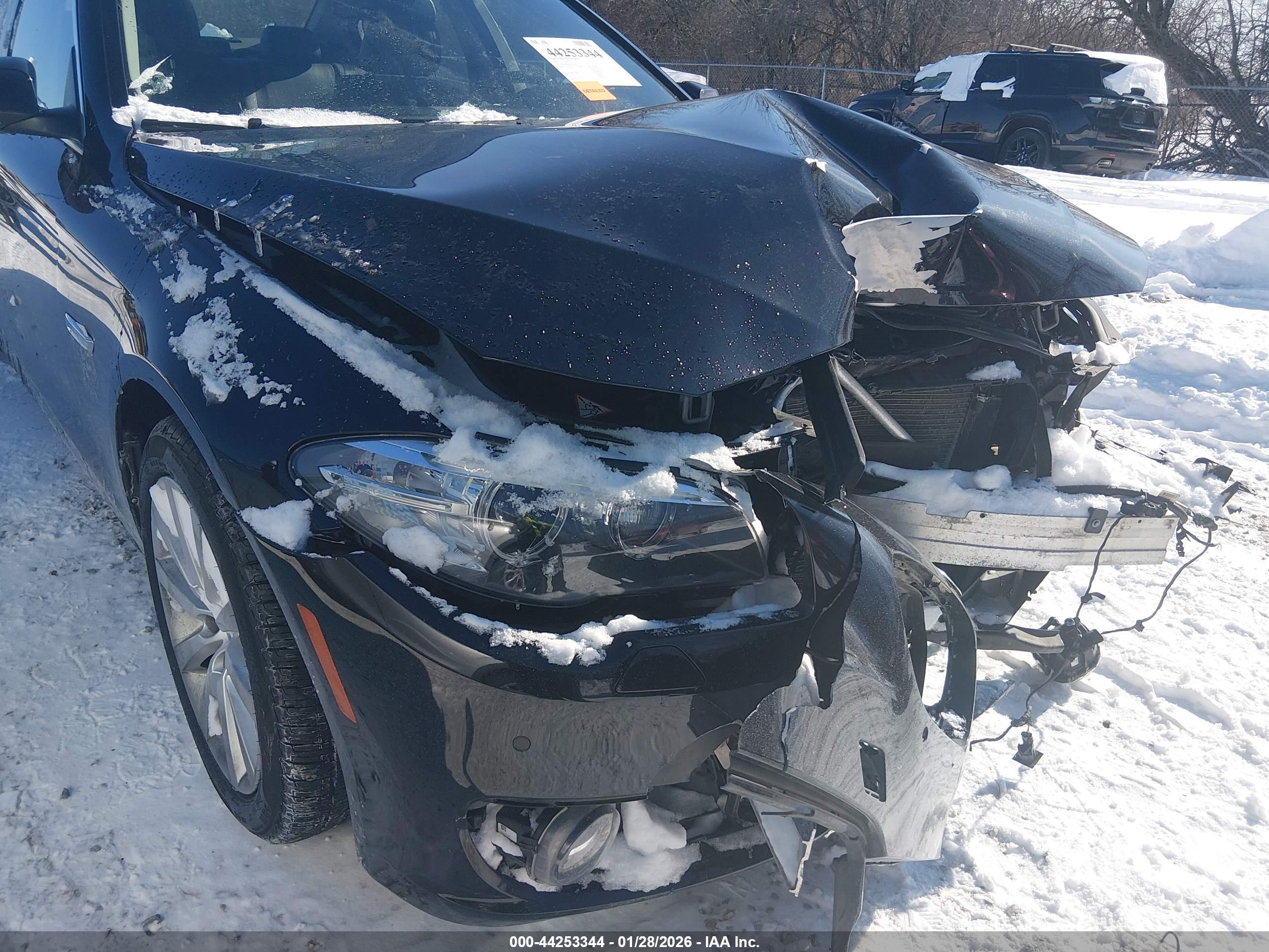 BMW 535I image 6