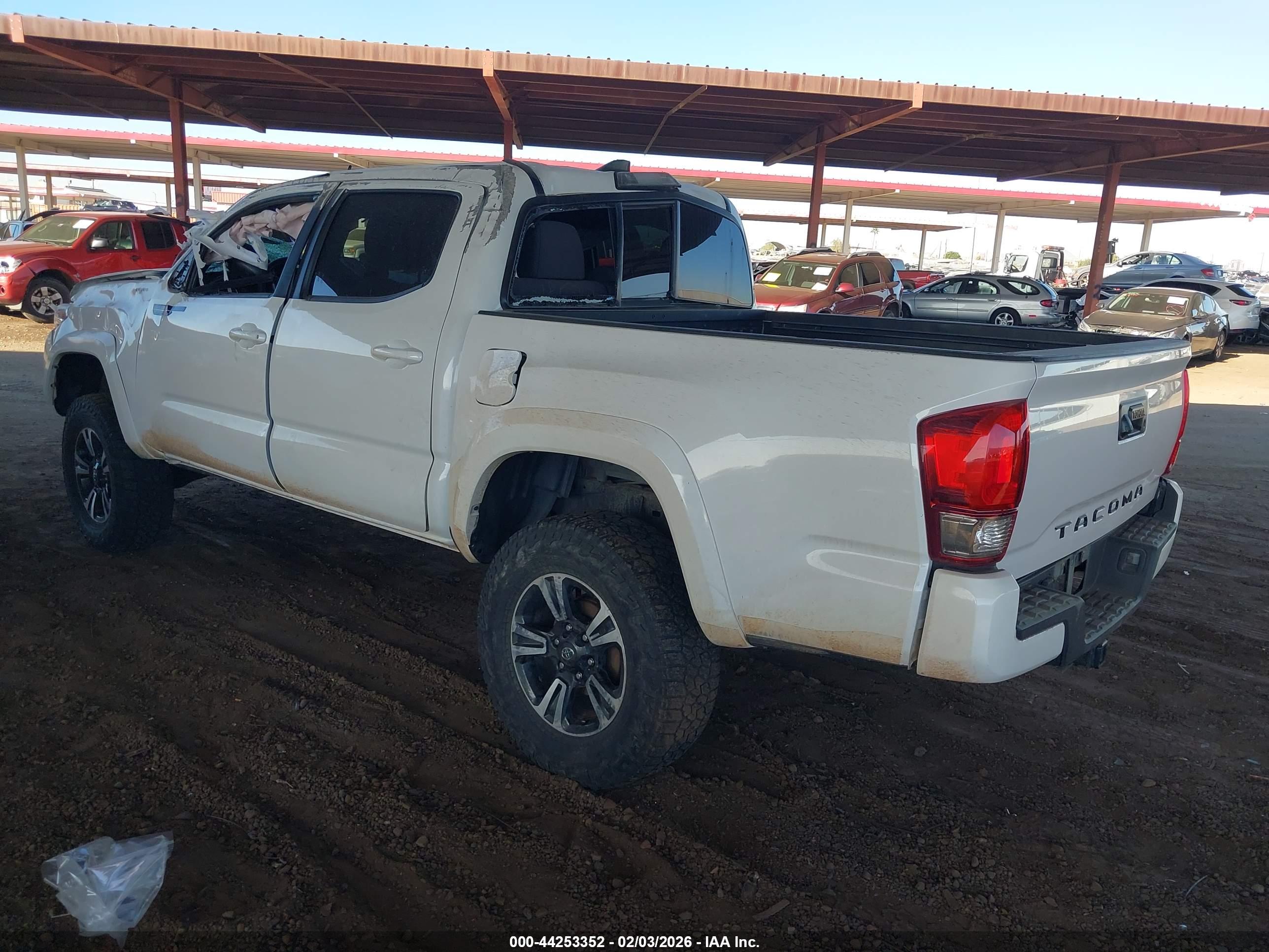 TOYOTA TACOMA image 3