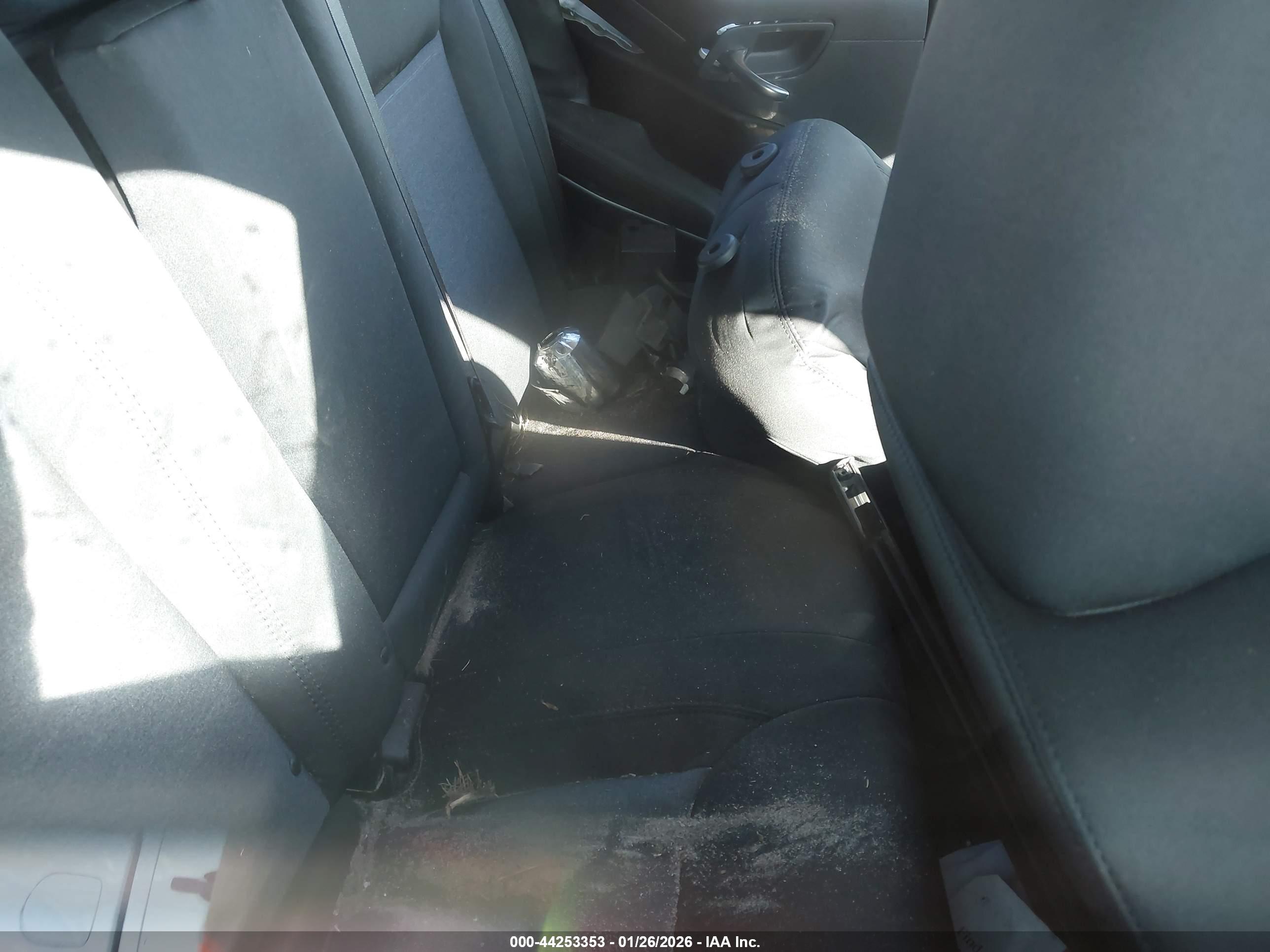 CHRYSLER 300 image 8