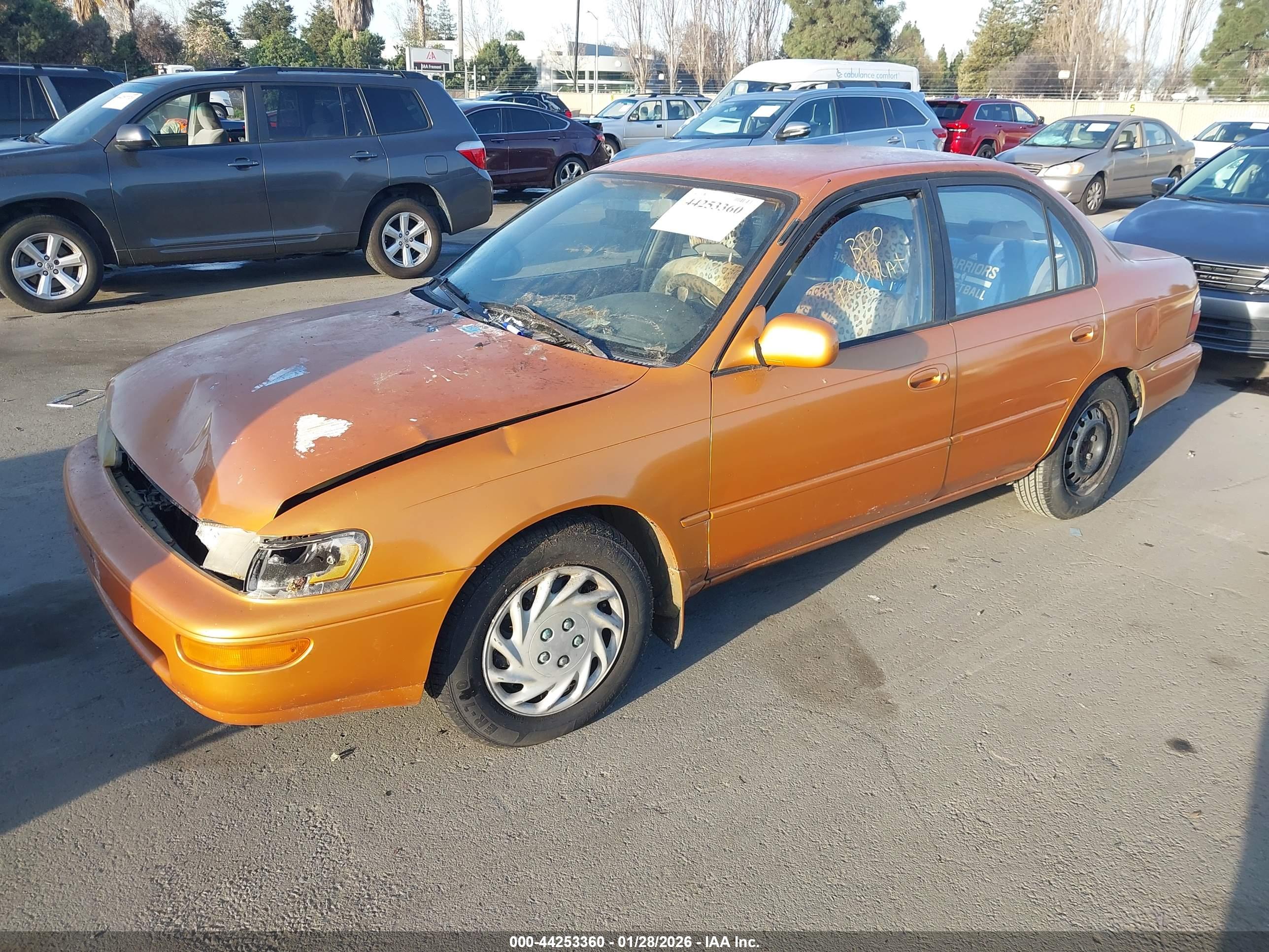 TOYOTA COROLLA image 2