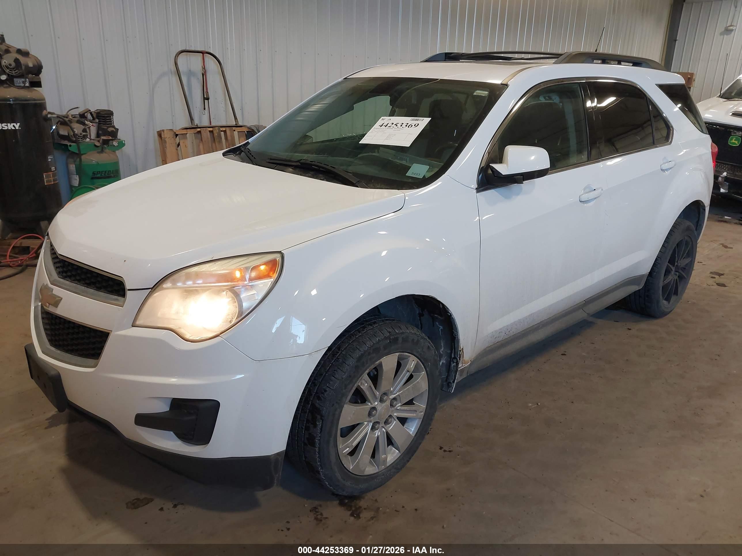 CHEVROLET EQUINOX image 2