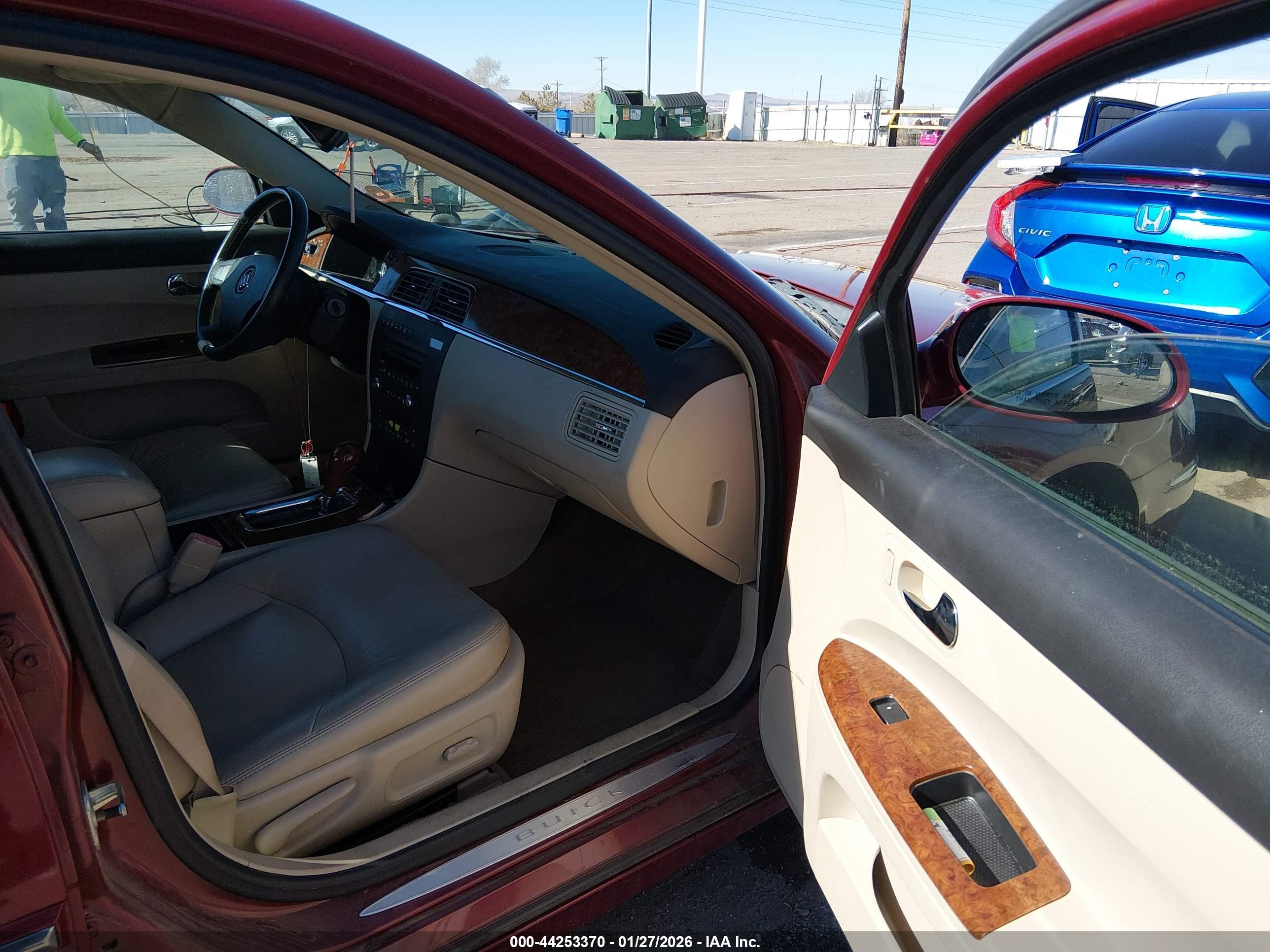 BUICK LACROSSE image 5