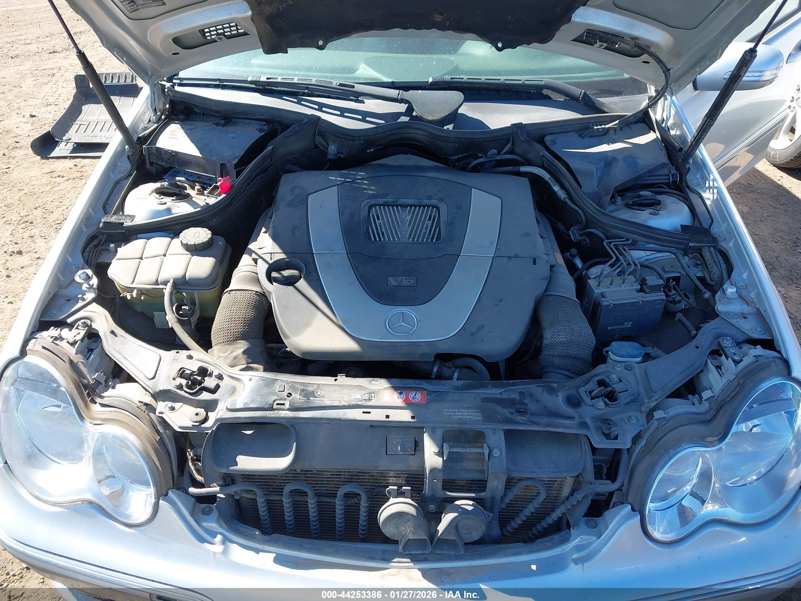 MERCEDES-BENZ C image 10