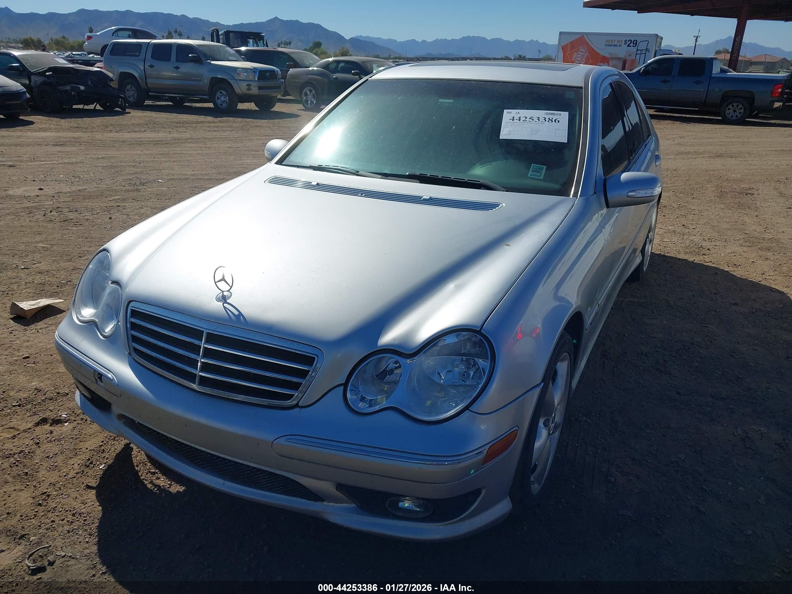 MERCEDES-BENZ C image 2