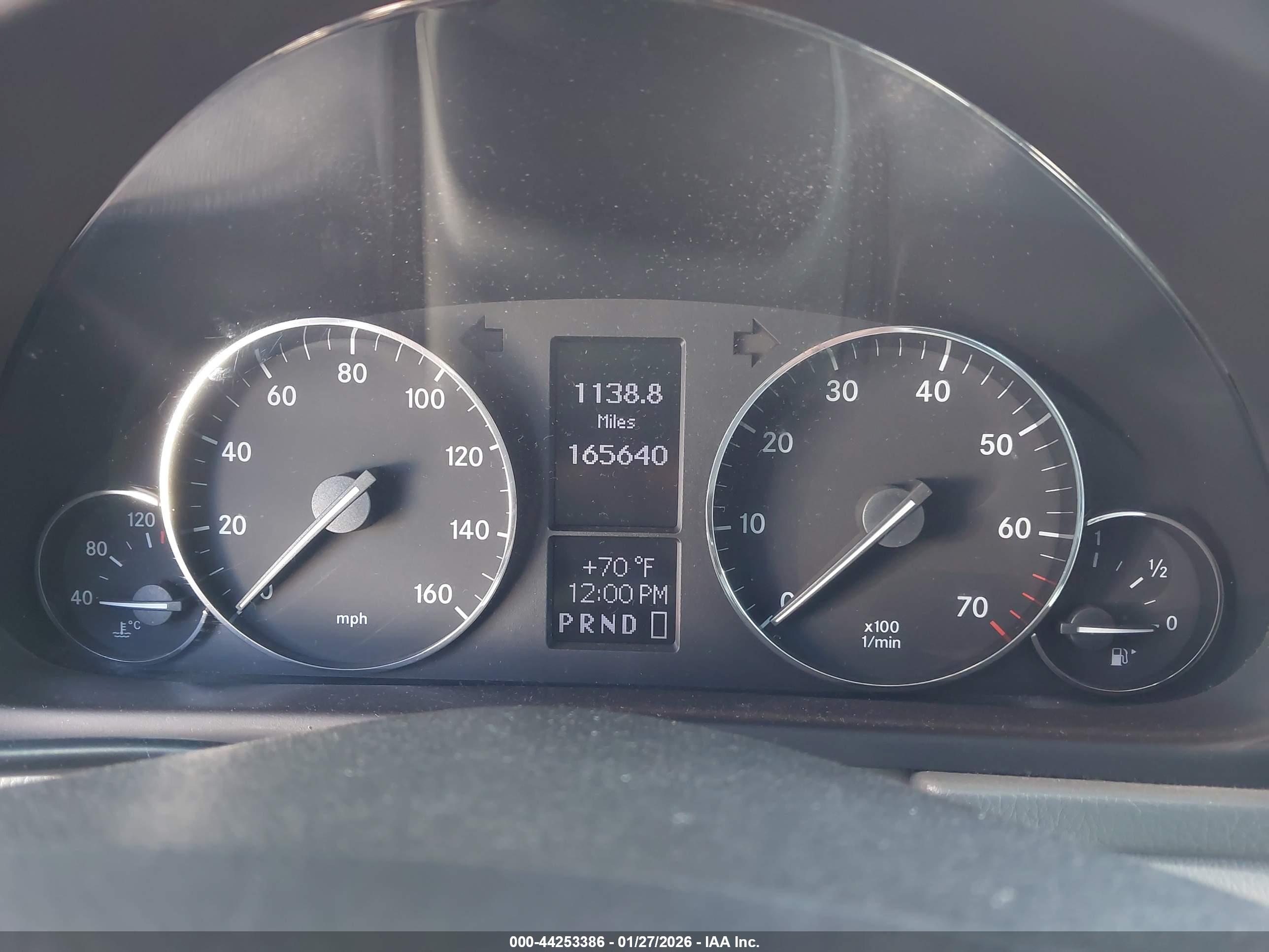 MERCEDES-BENZ C image 7