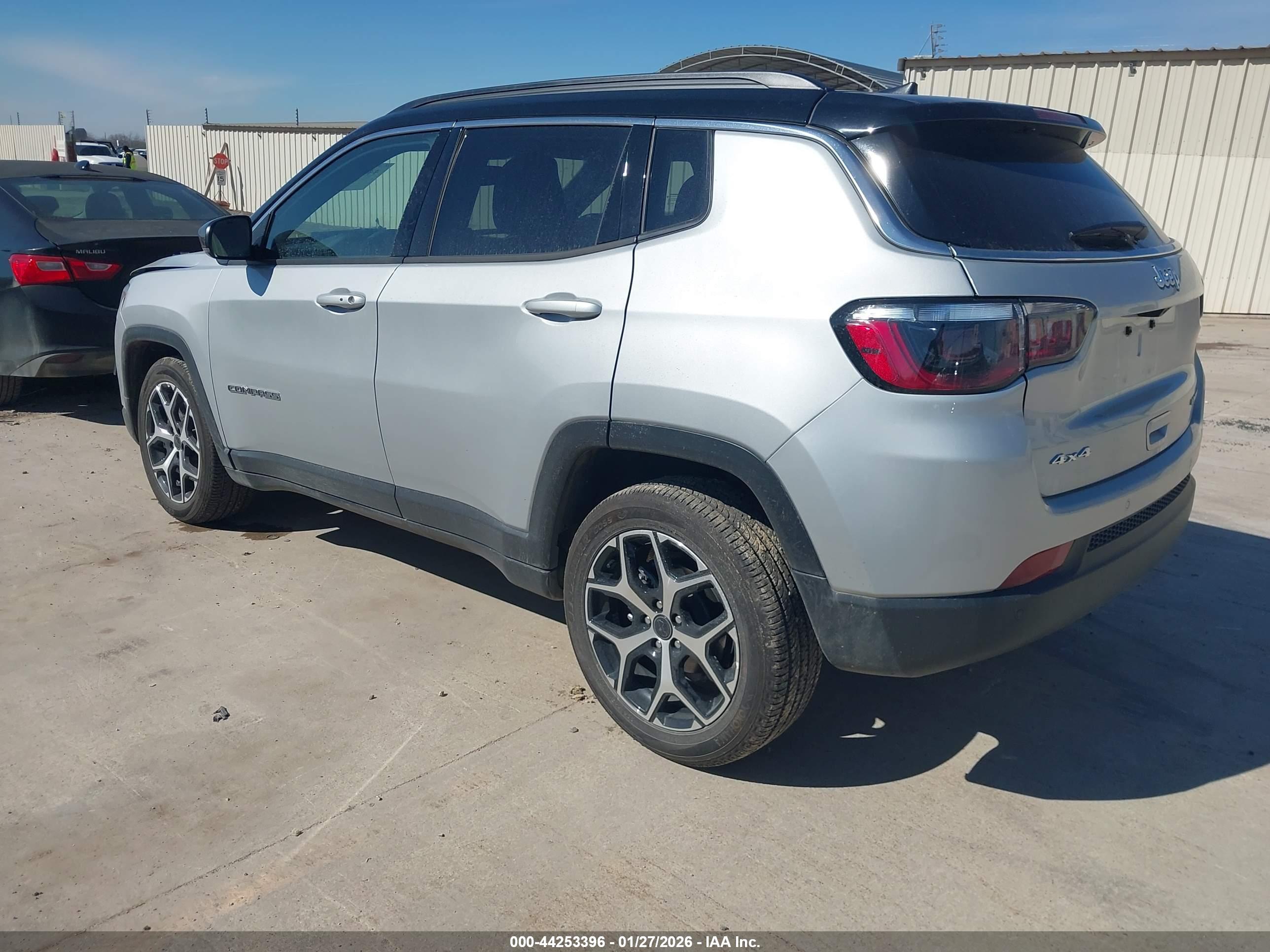 JEEP COMPASS image 3