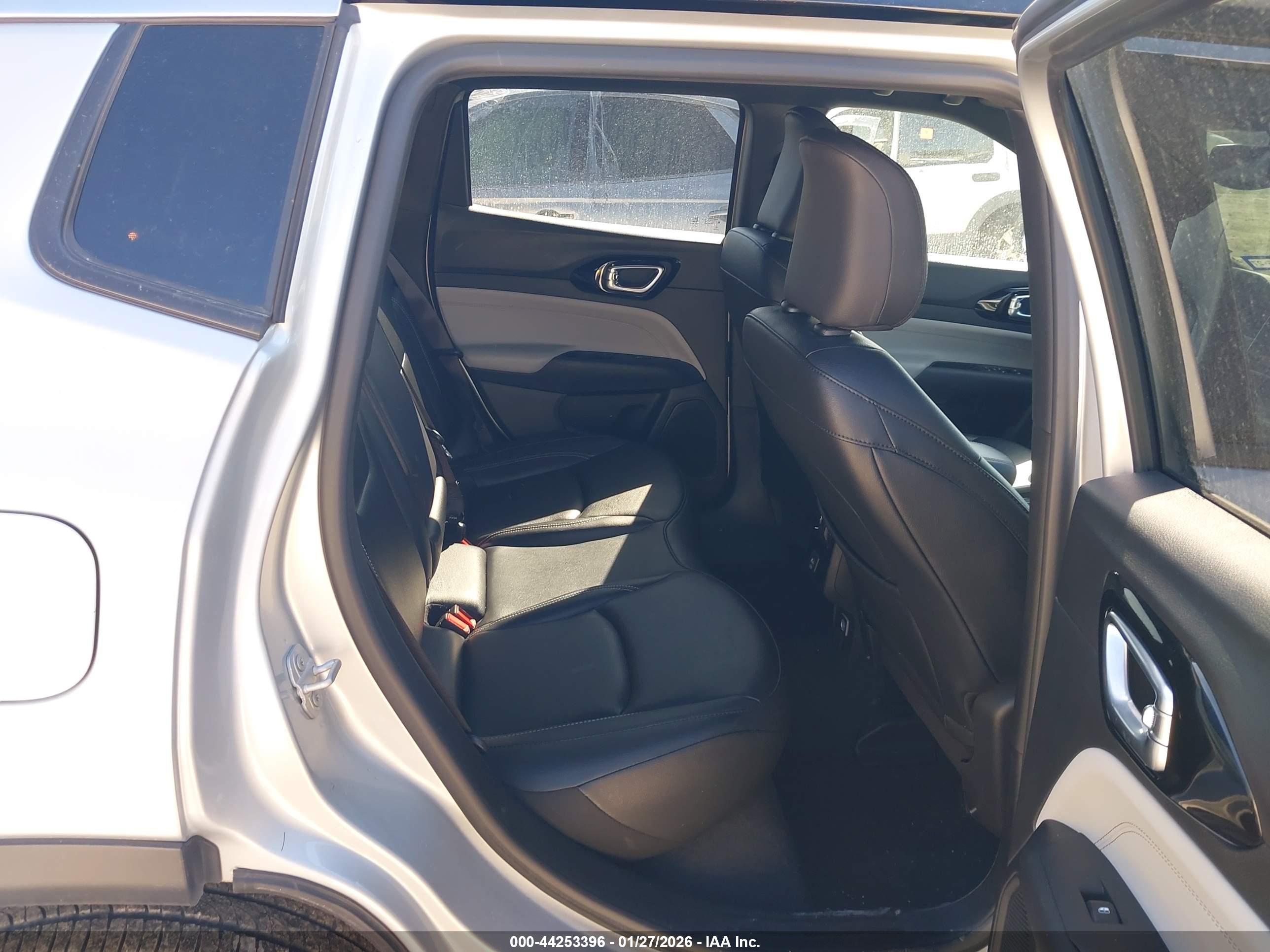 JEEP COMPASS image 8