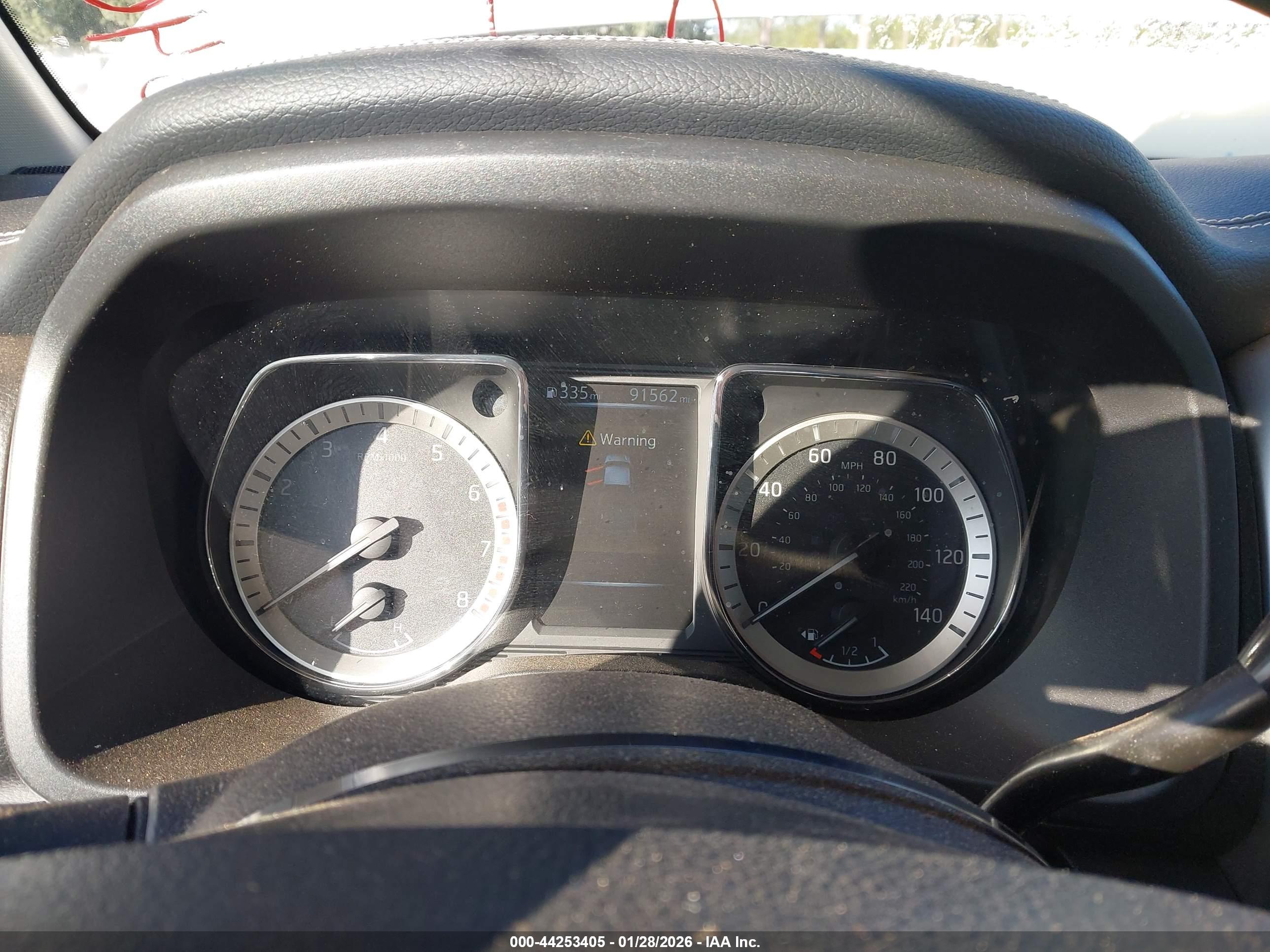 NISSAN TITAN image 7