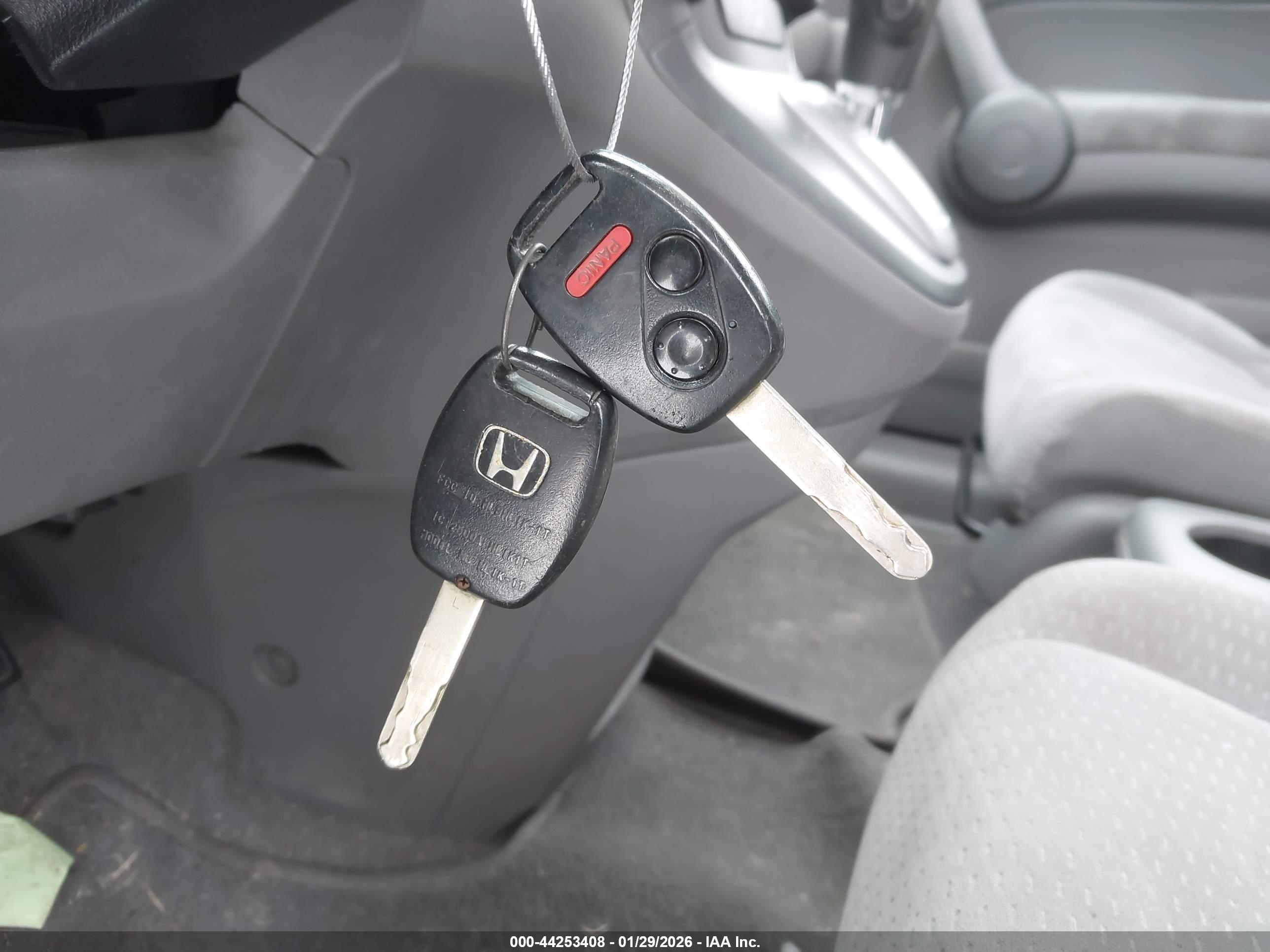 HONDA CR-V image 11