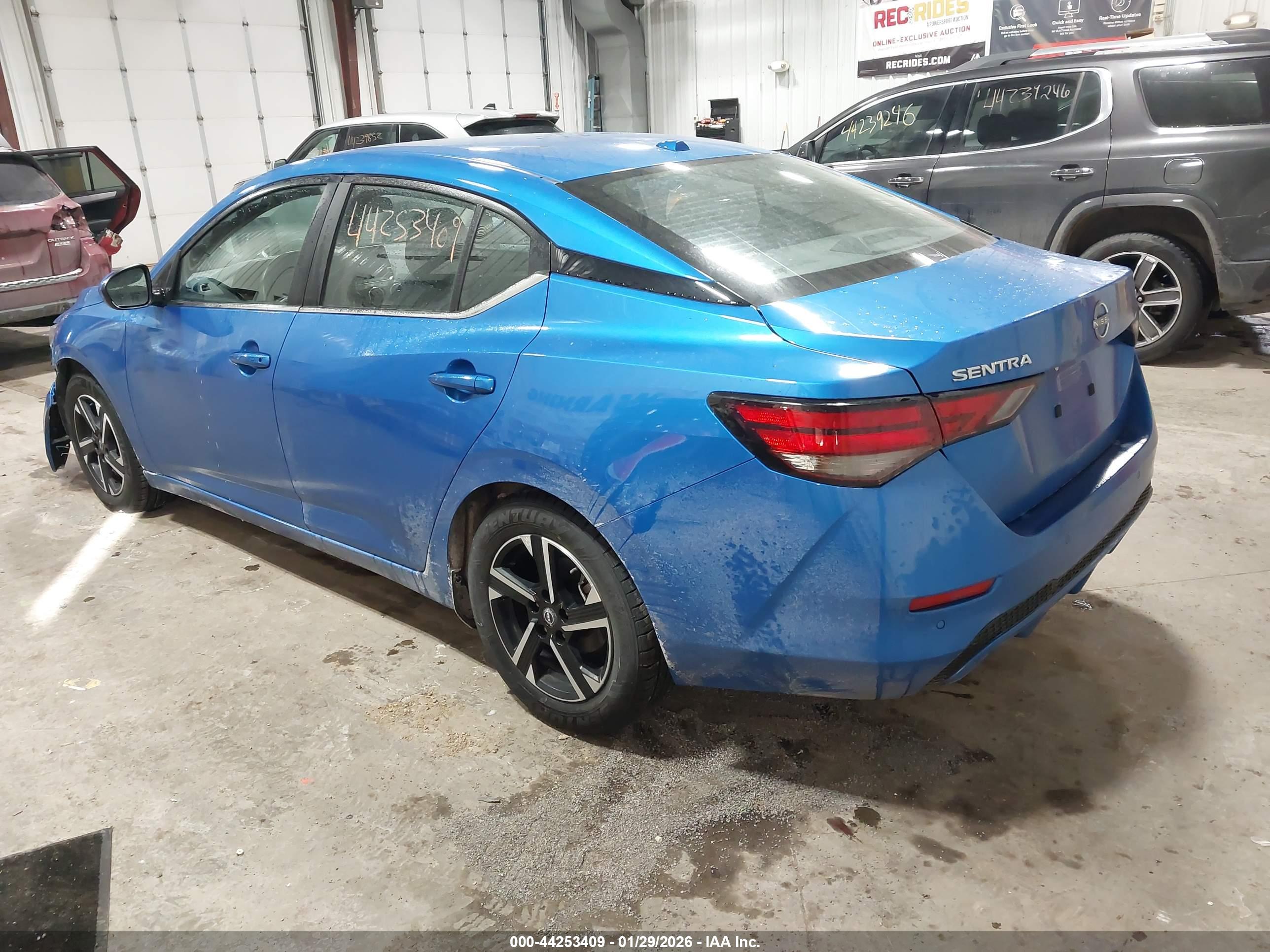 NISSAN SENTRA image 3