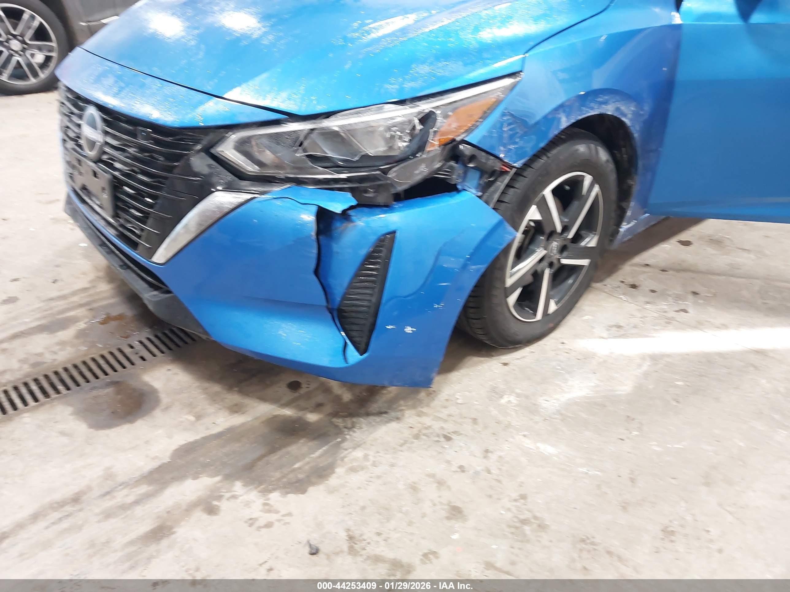 NISSAN SENTRA image 6