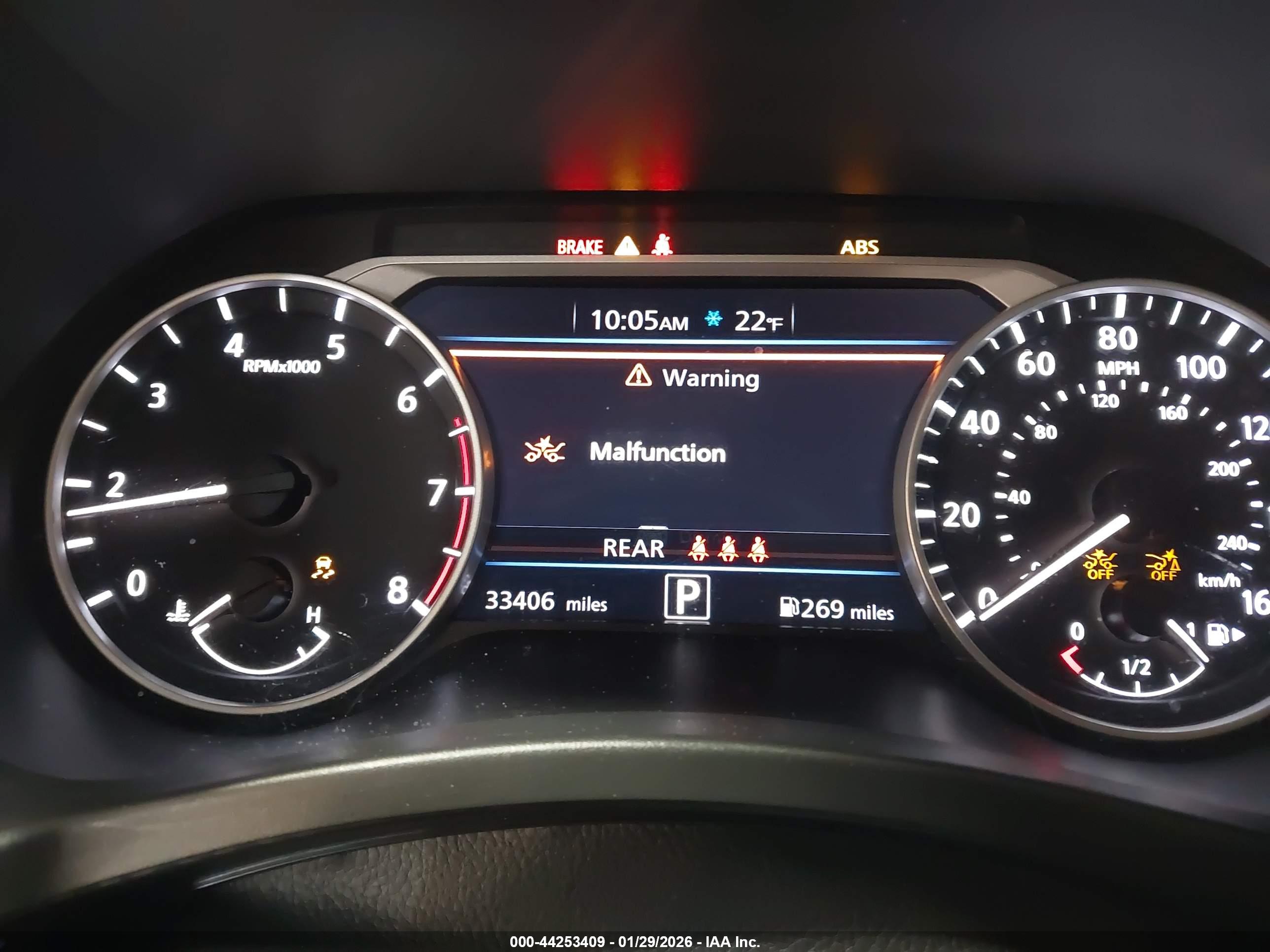 NISSAN SENTRA image 7