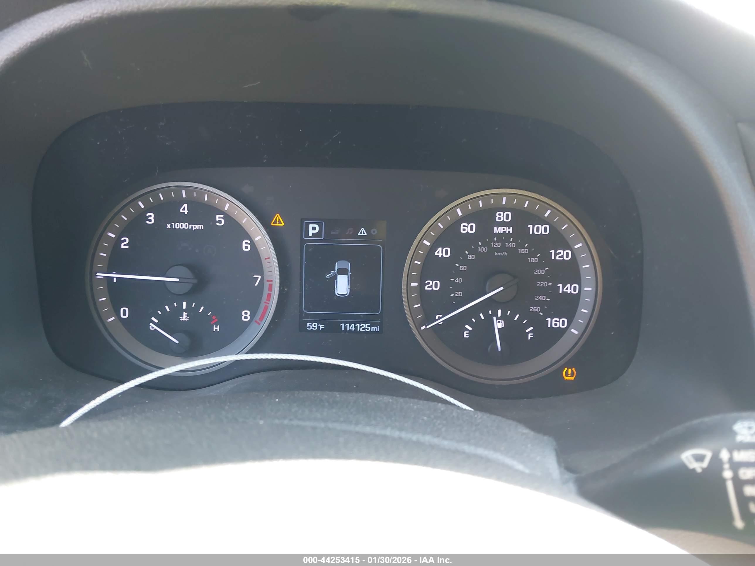 HYUNDAI TUCSON image 7