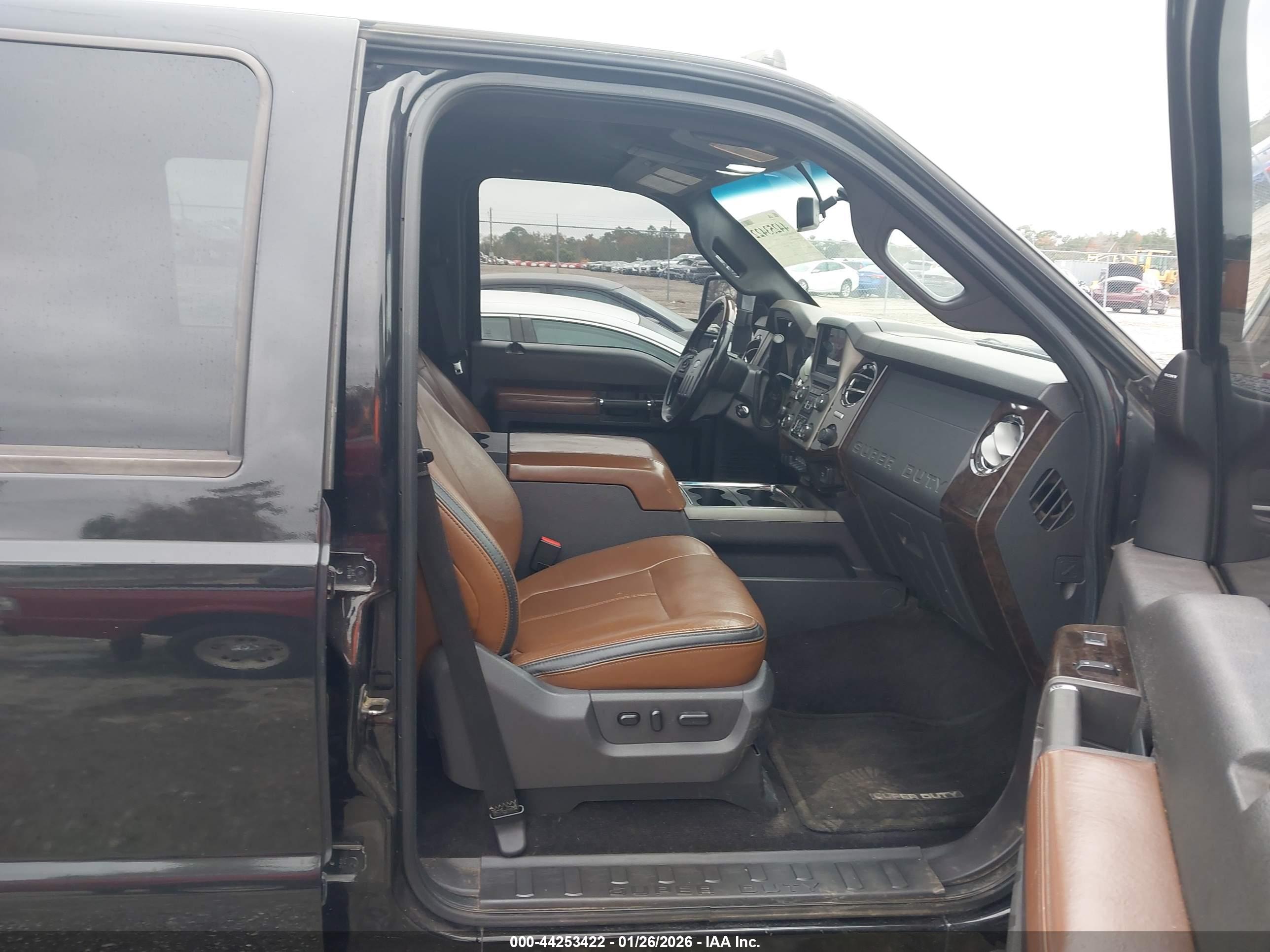 FORD F-350 image 8