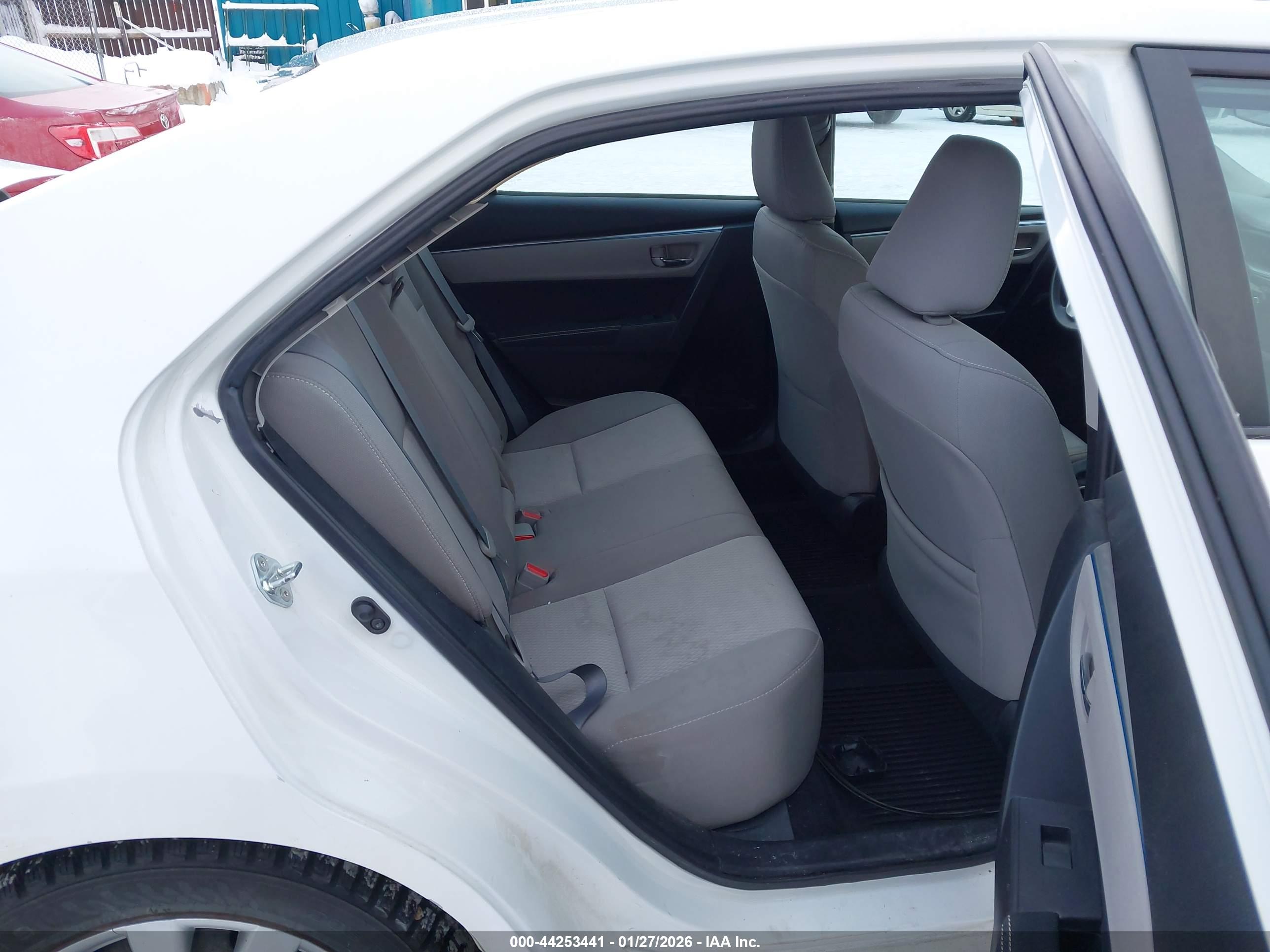 TOYOTA COROLLA image 8
