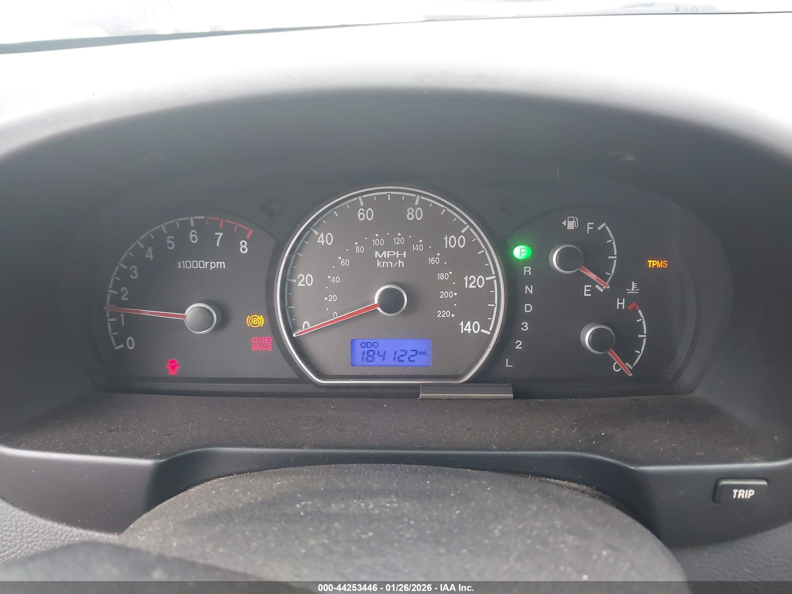 HYUNDAI ELANTRA image 7